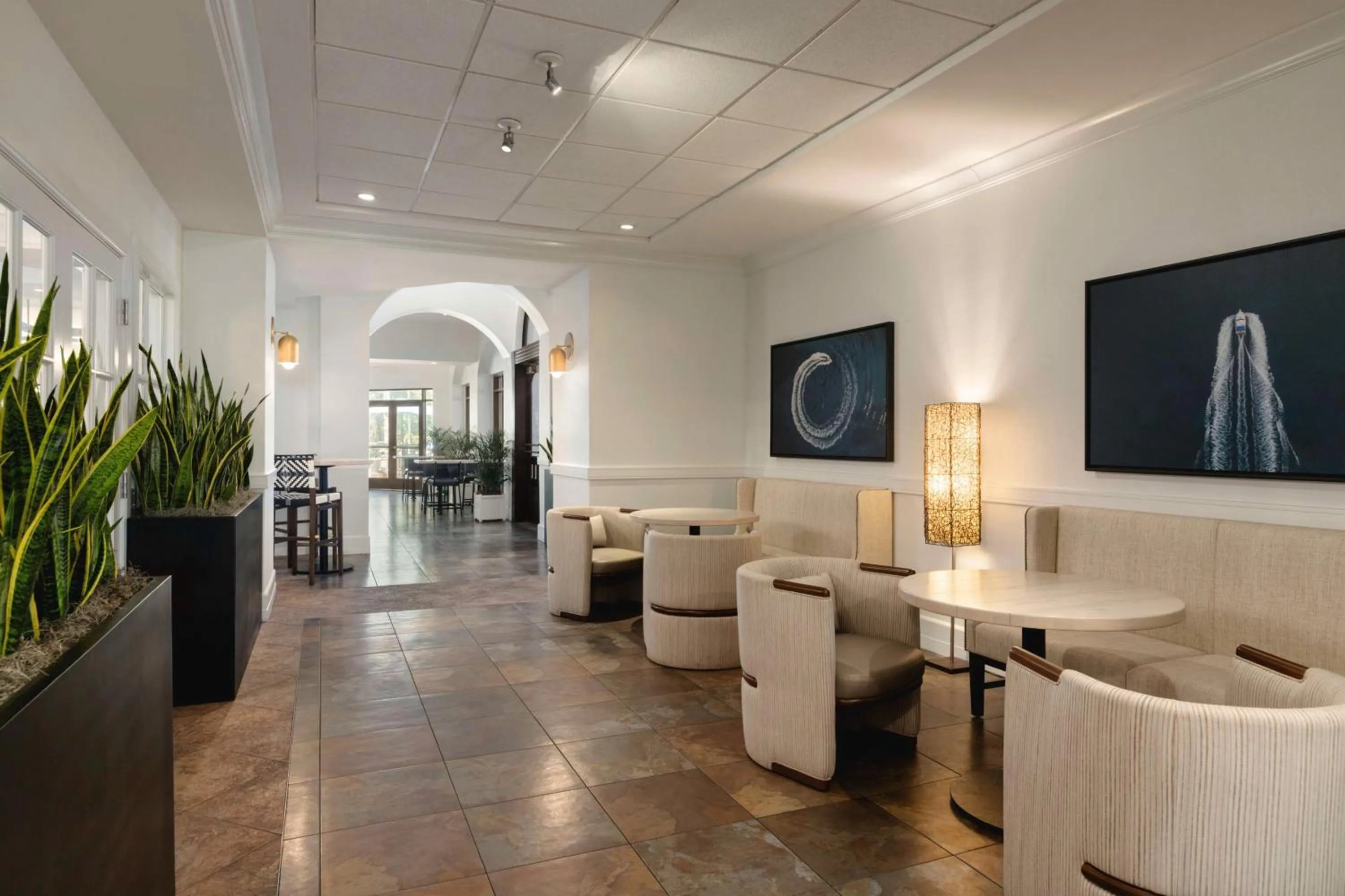 Restaurant/places to eat in Embassy Suites by Hilton Fort Lauderdale 17th Street