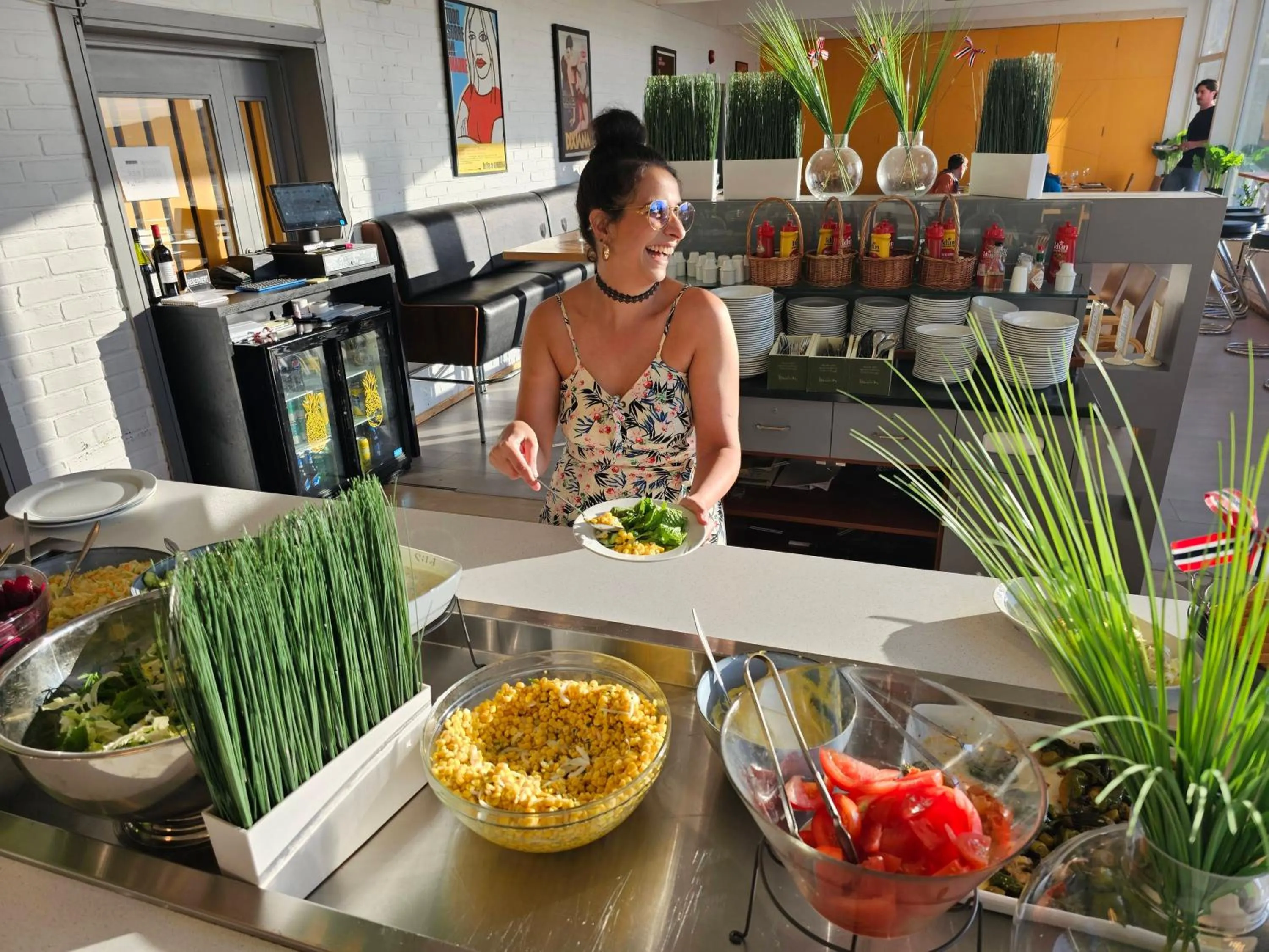 Restaurant/places to eat in Bergen Hostel Montana