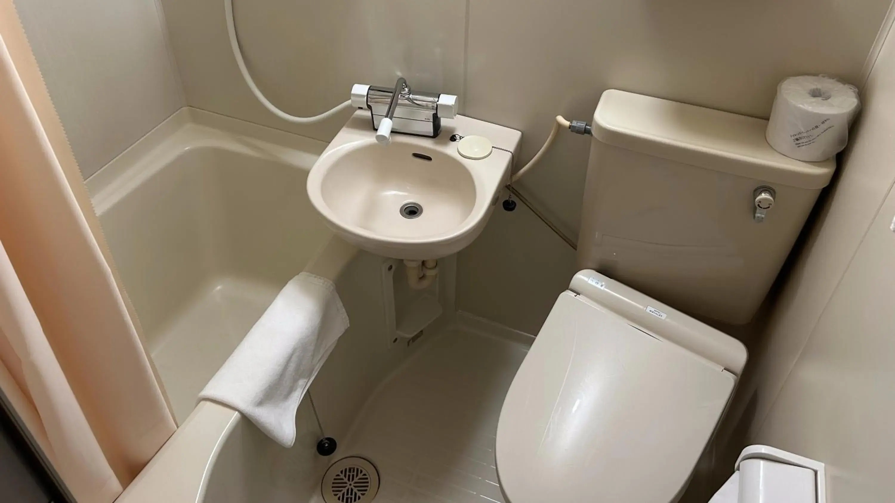 Single Room with Bathroom - Smoking in Atto Business Hotel Ichinoseki Single Room with Bathroom - Smoking in Atto Business Hotel Ichinoseki