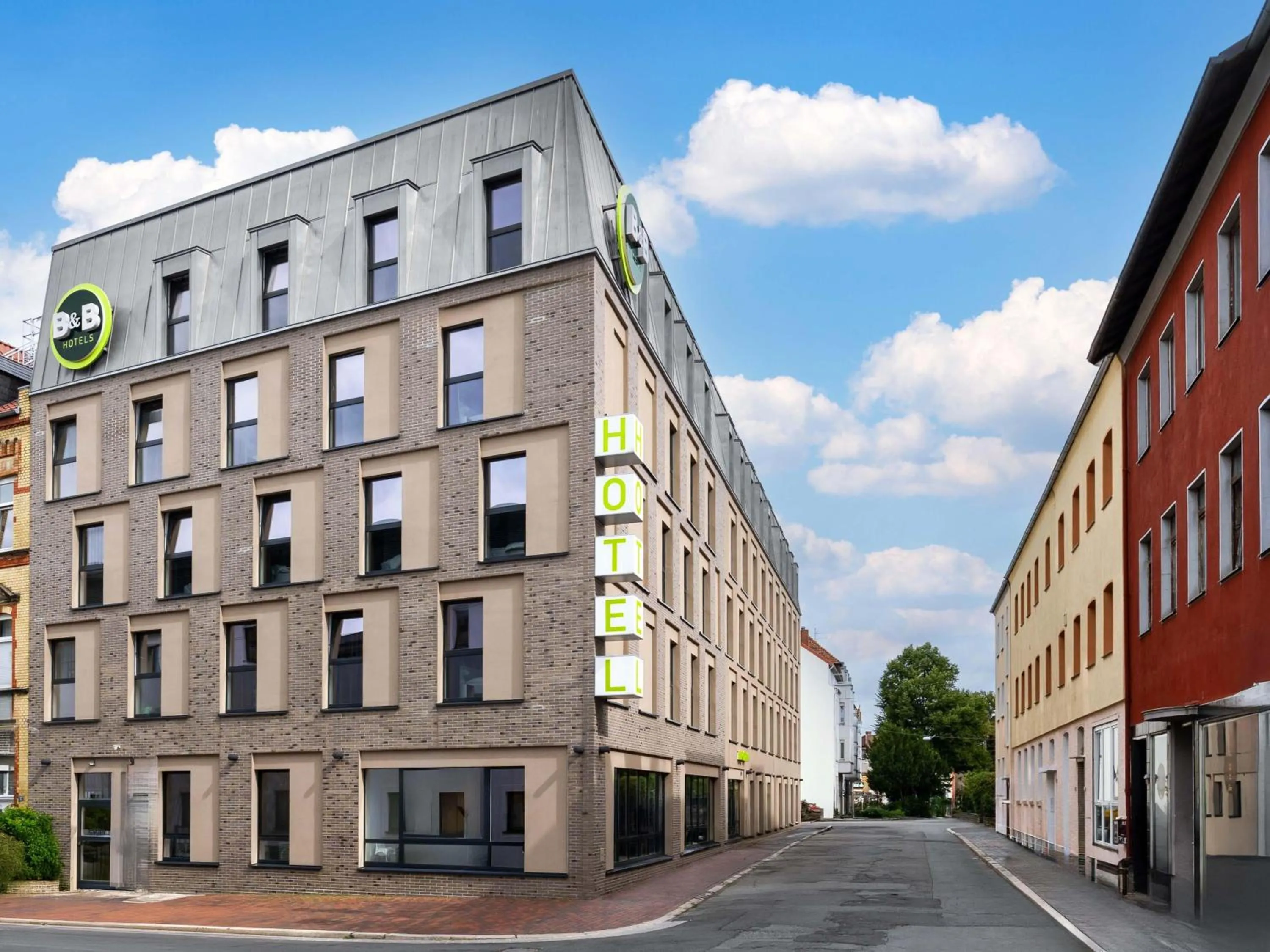Property building in B&B Hotel Hildesheim