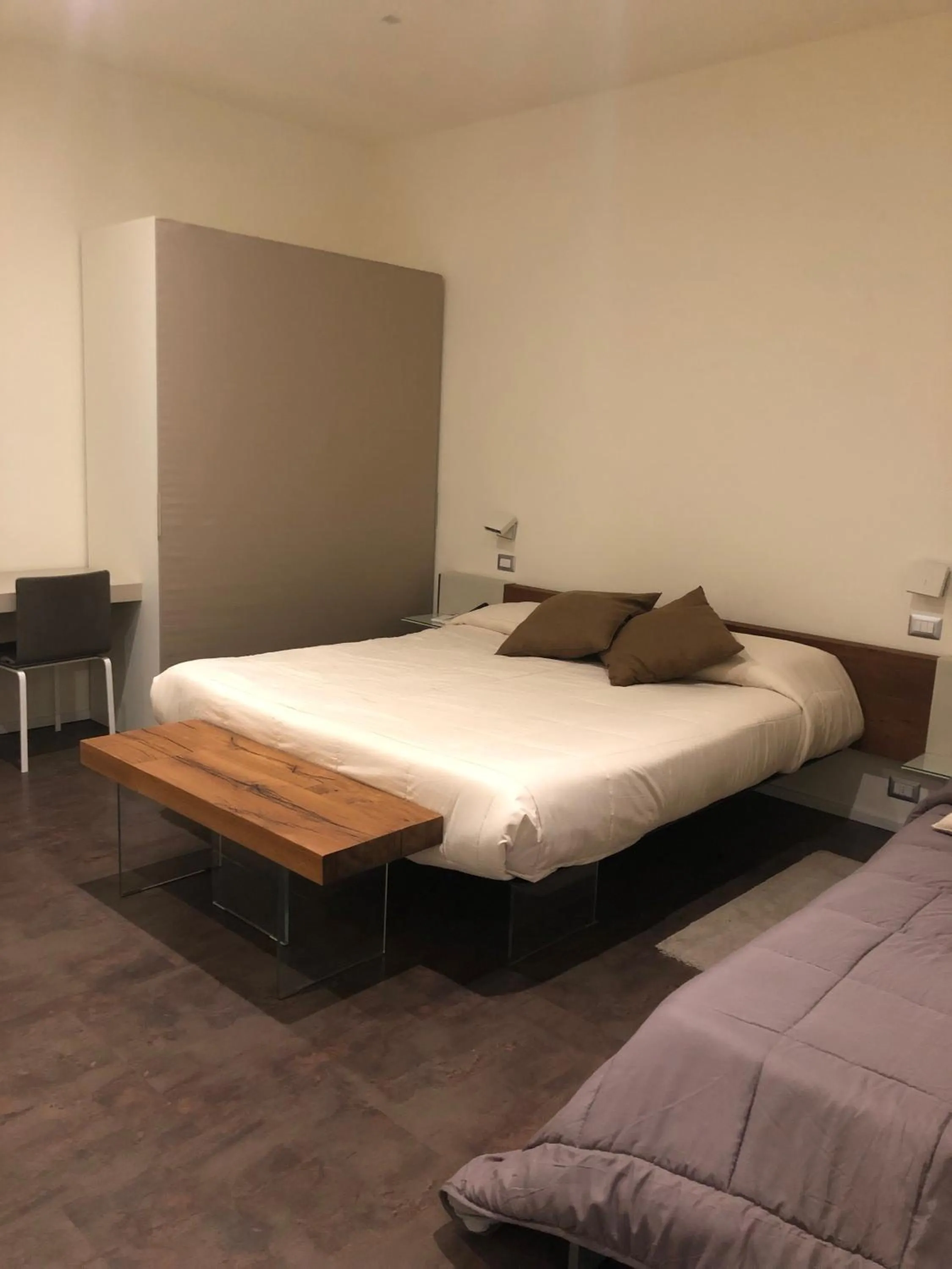 Decorative detail, Bed in Cinquecento B&B