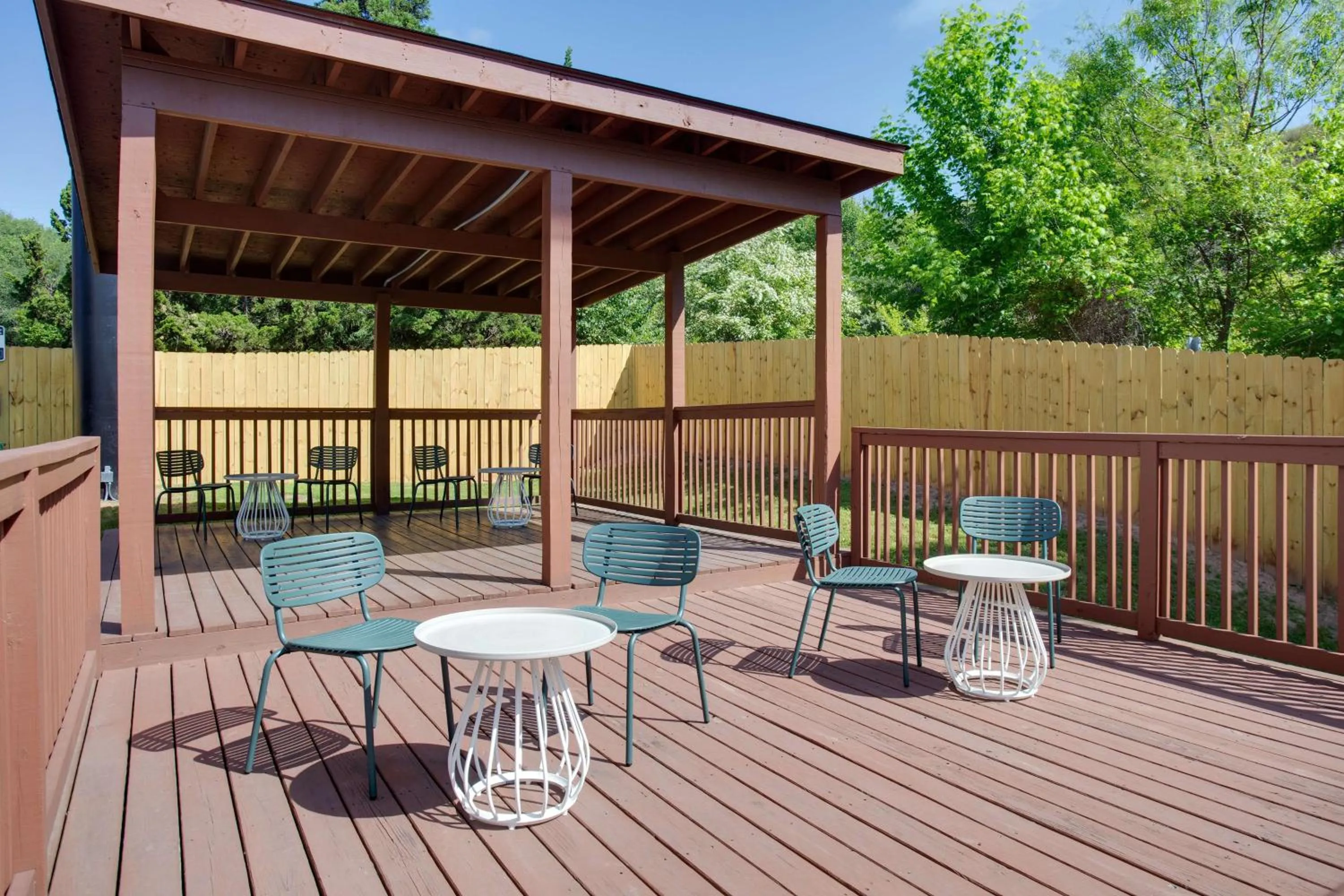 Patio in Spark by Hilton Atlanta Cumberland Ballpark