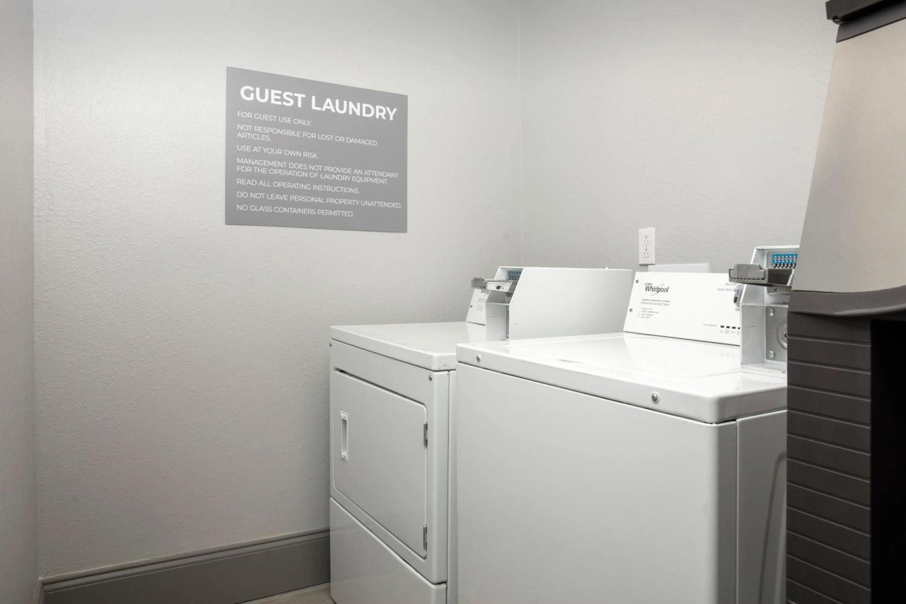 laundry in Spark by Hilton Atlanta Cumberland Ballpark