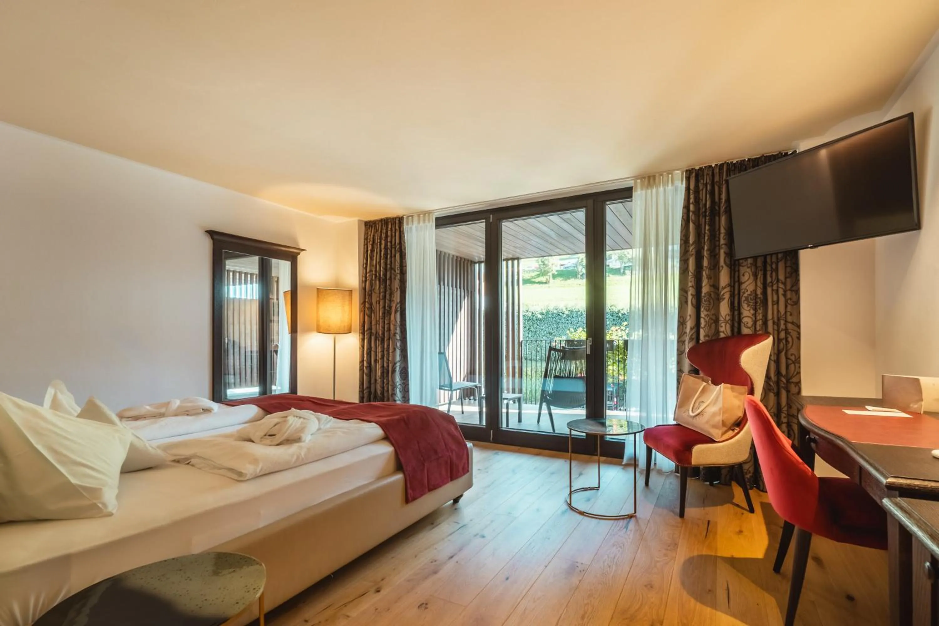 View (from property/room), Bed in Historic Hotel Alte Goste