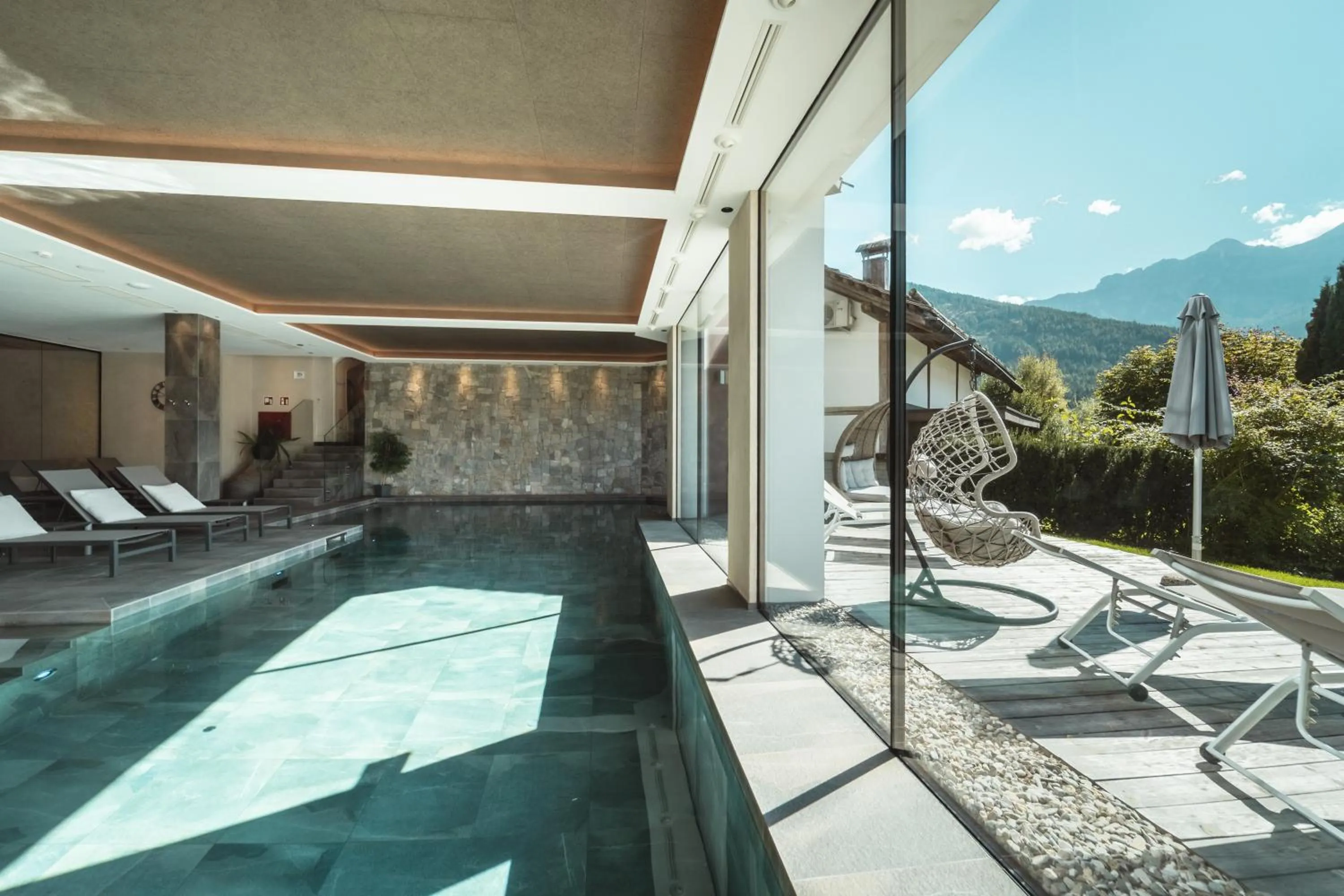 Swimming pool in Historic Hotel Alte Goste