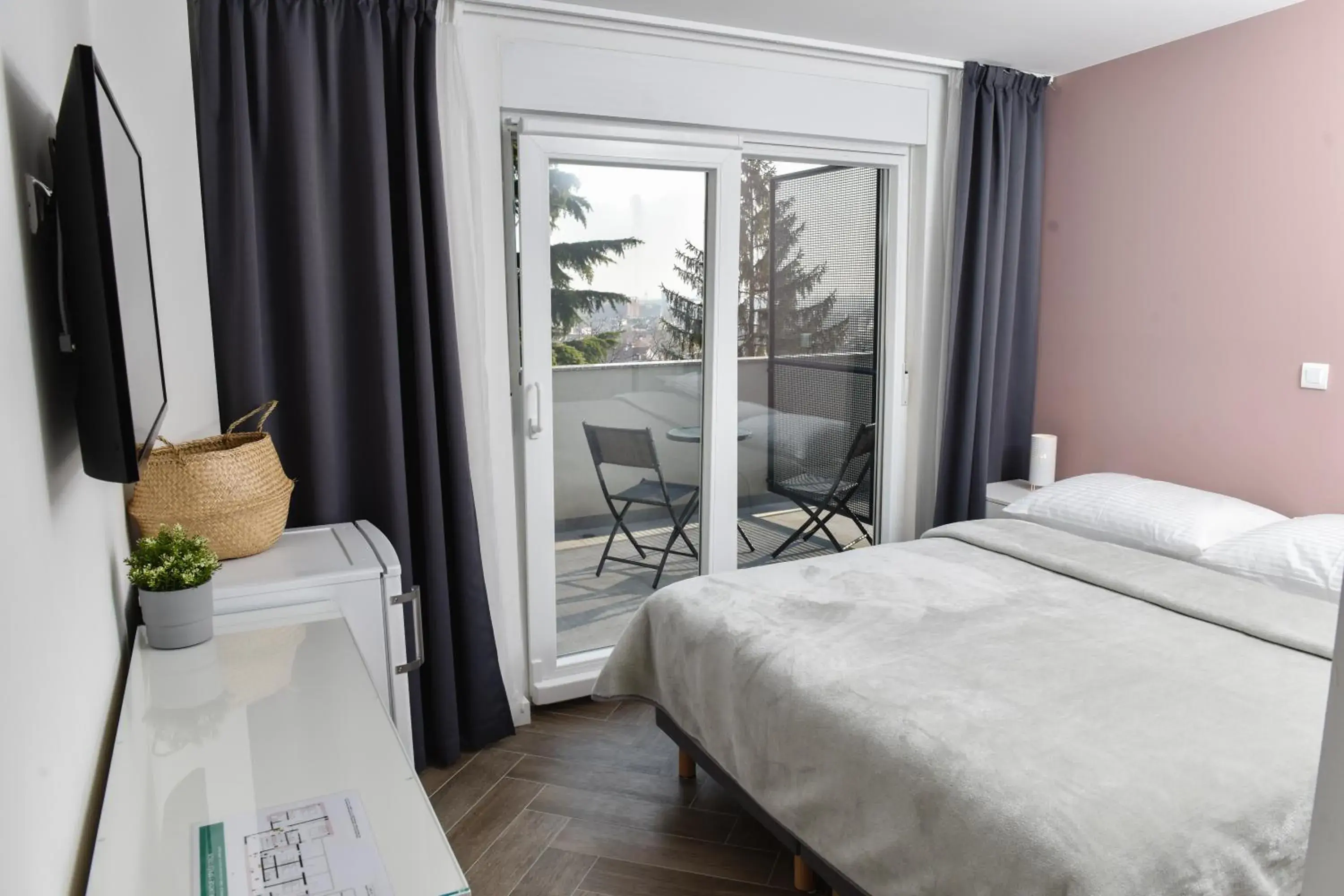 Deluxe Double Room with Balcony in Rooms at Zajčeva 34 Deluxe Double Room with Balcony in Rooms at Zajčeva 34