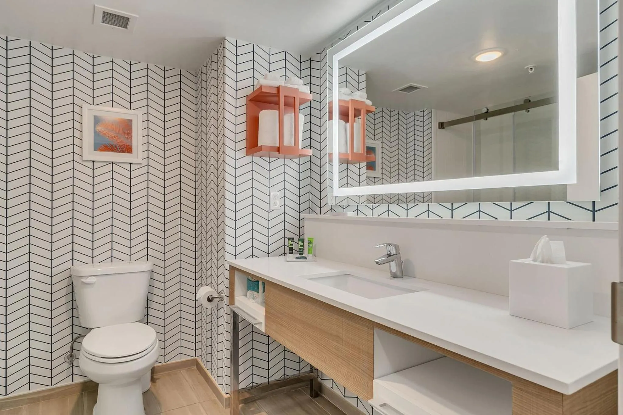 Bathroom in Evoke Destin Hotel