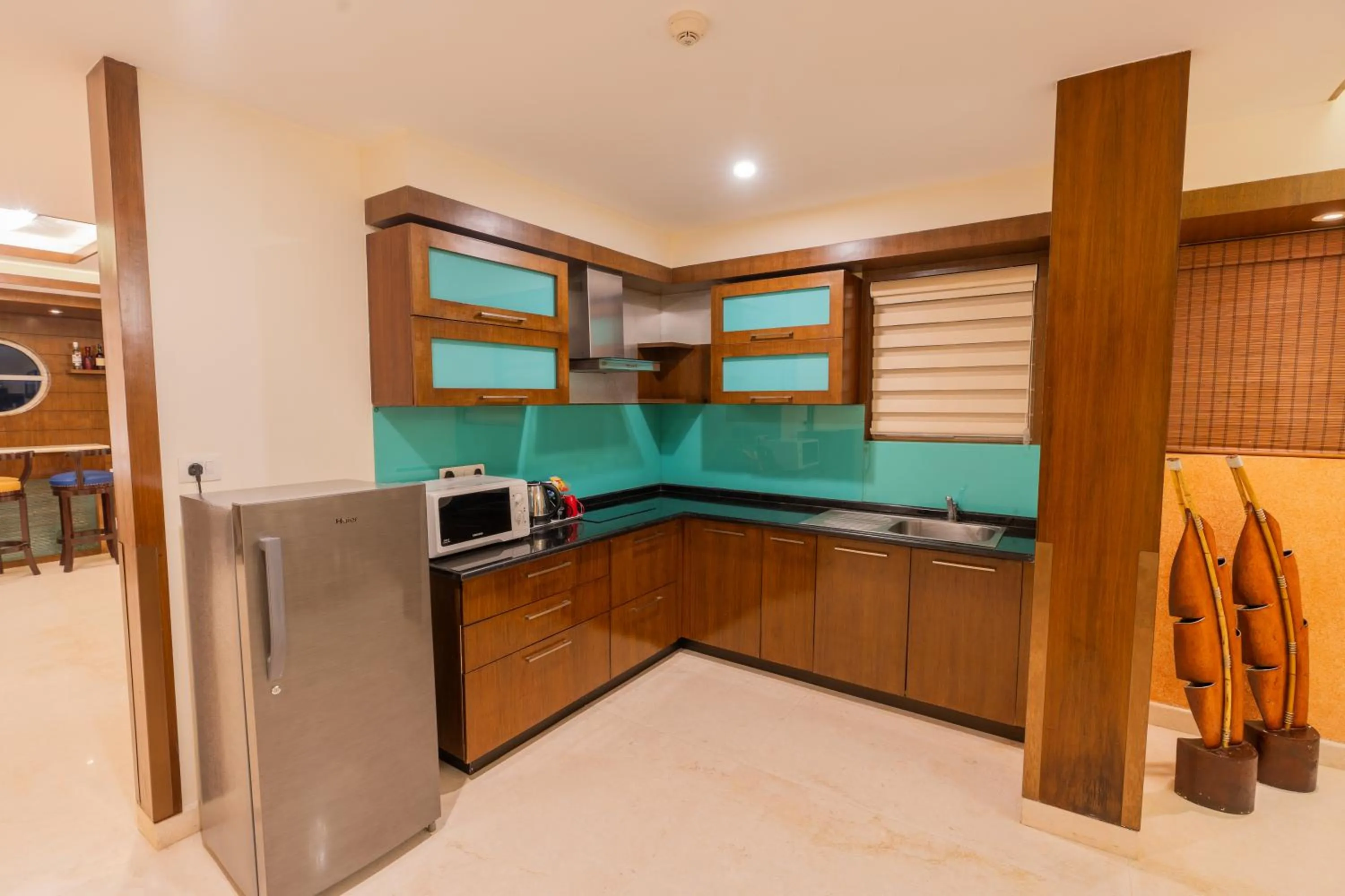 oven in Clarks Exotica Convention Resort & Spa