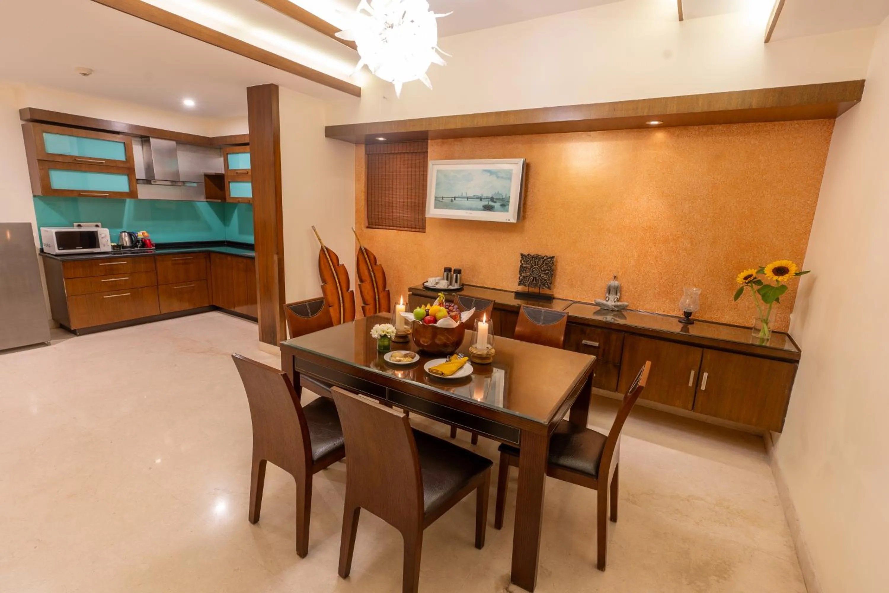 Dining area in Clarks Exotica Convention Resort & Spa