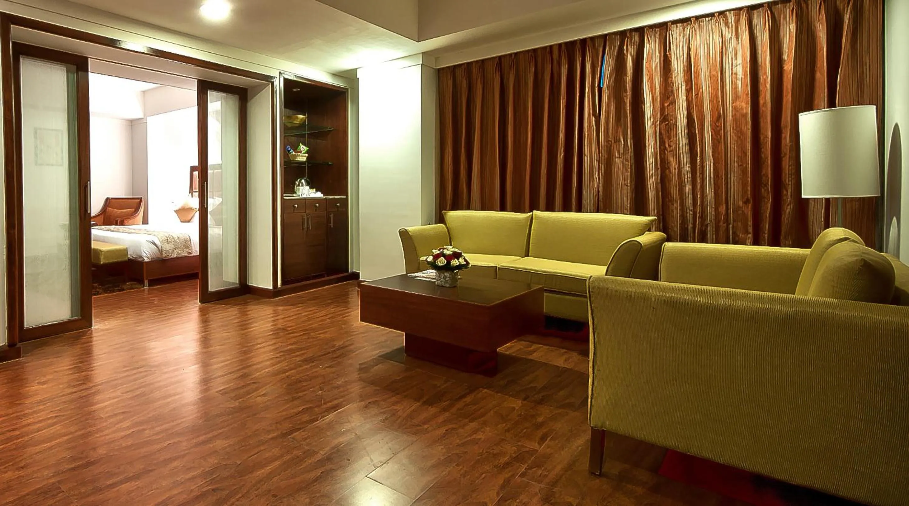 Photo of the whole room, Bed in The Golden Plaza Hotel