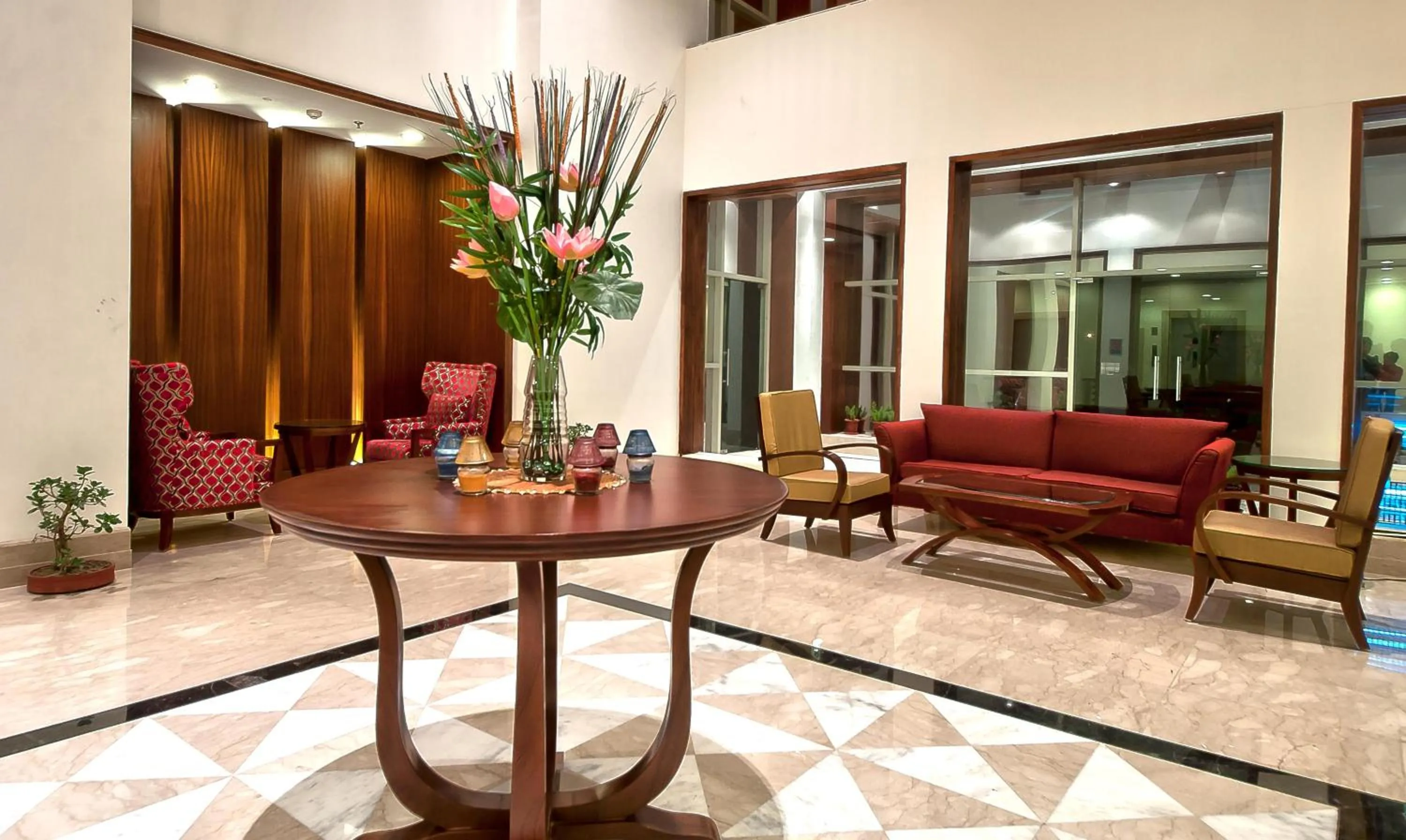 Lobby or reception in The Golden Plaza Hotel