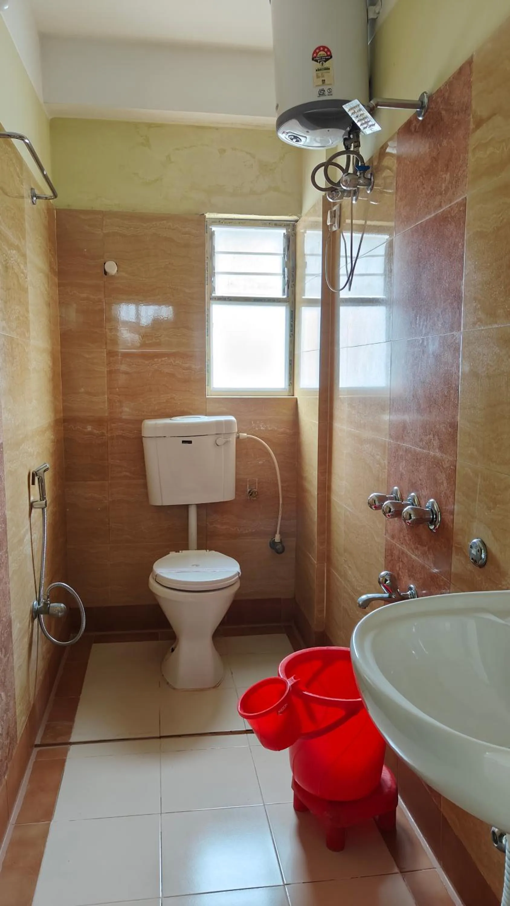 Toilet in HOTEL NILADRII GALAXY