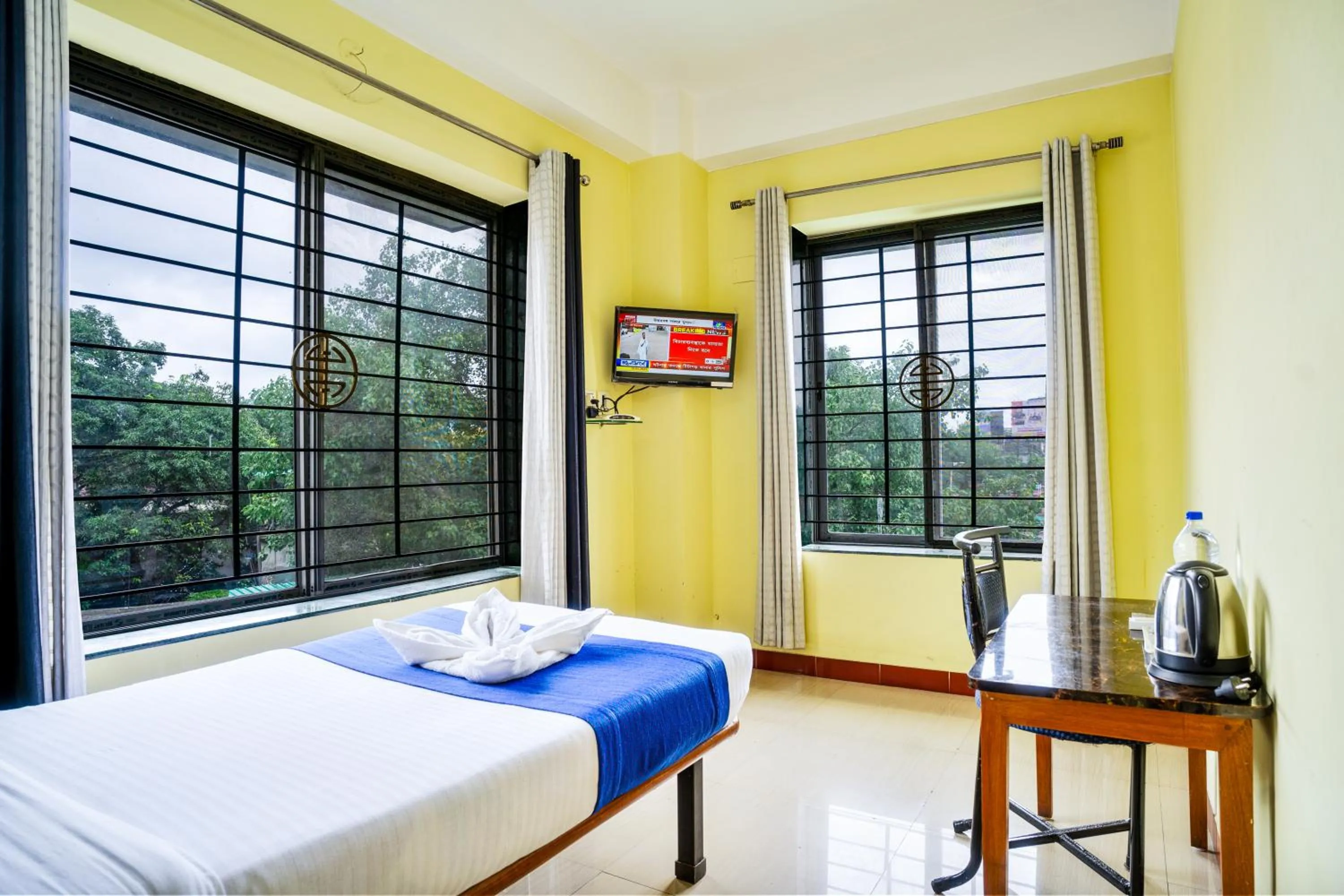 Bedroom, Bed in HOTEL NILADRII GALAXY