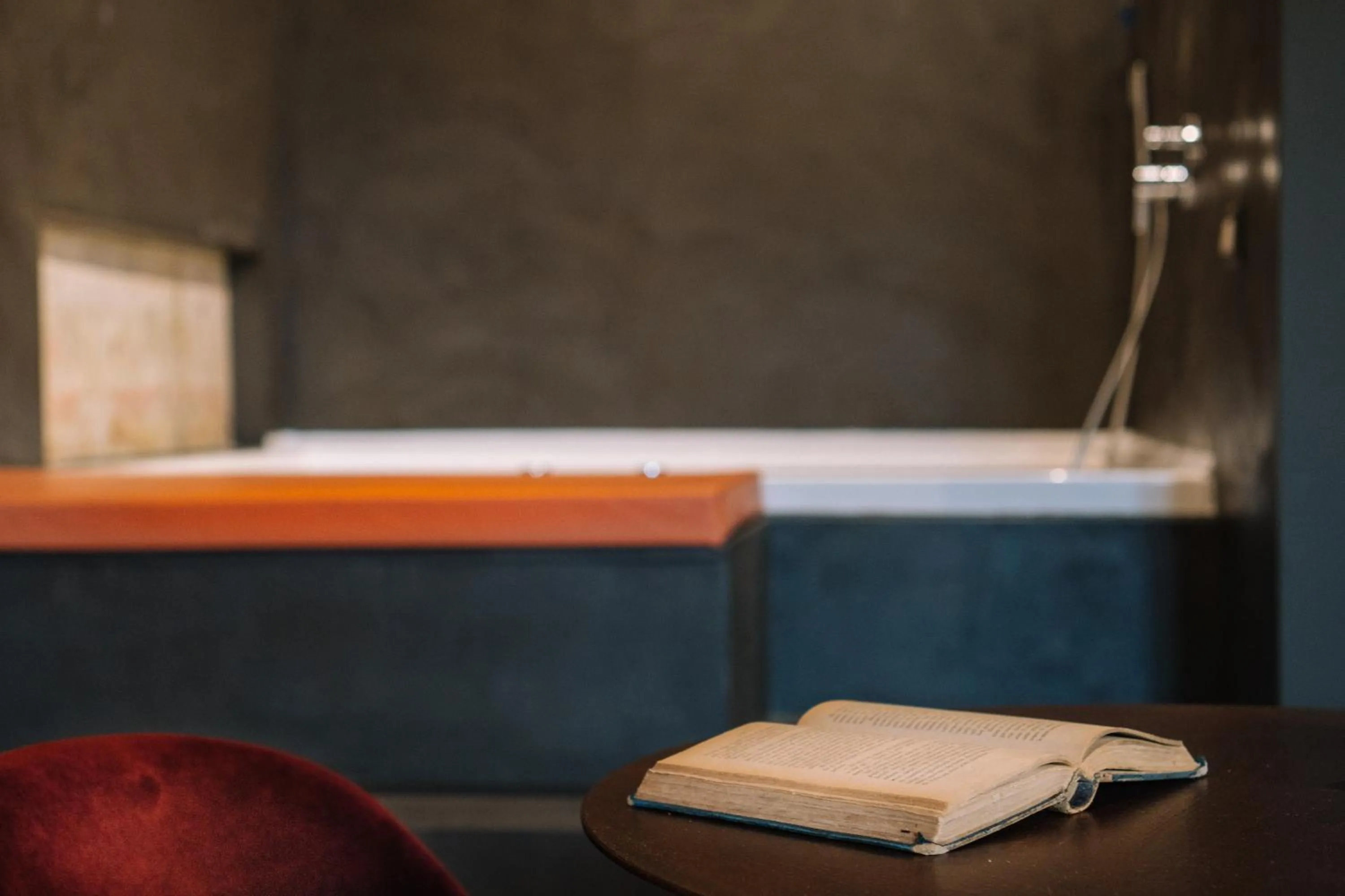Decorative detail in Artemisia Domus - Centro Storico