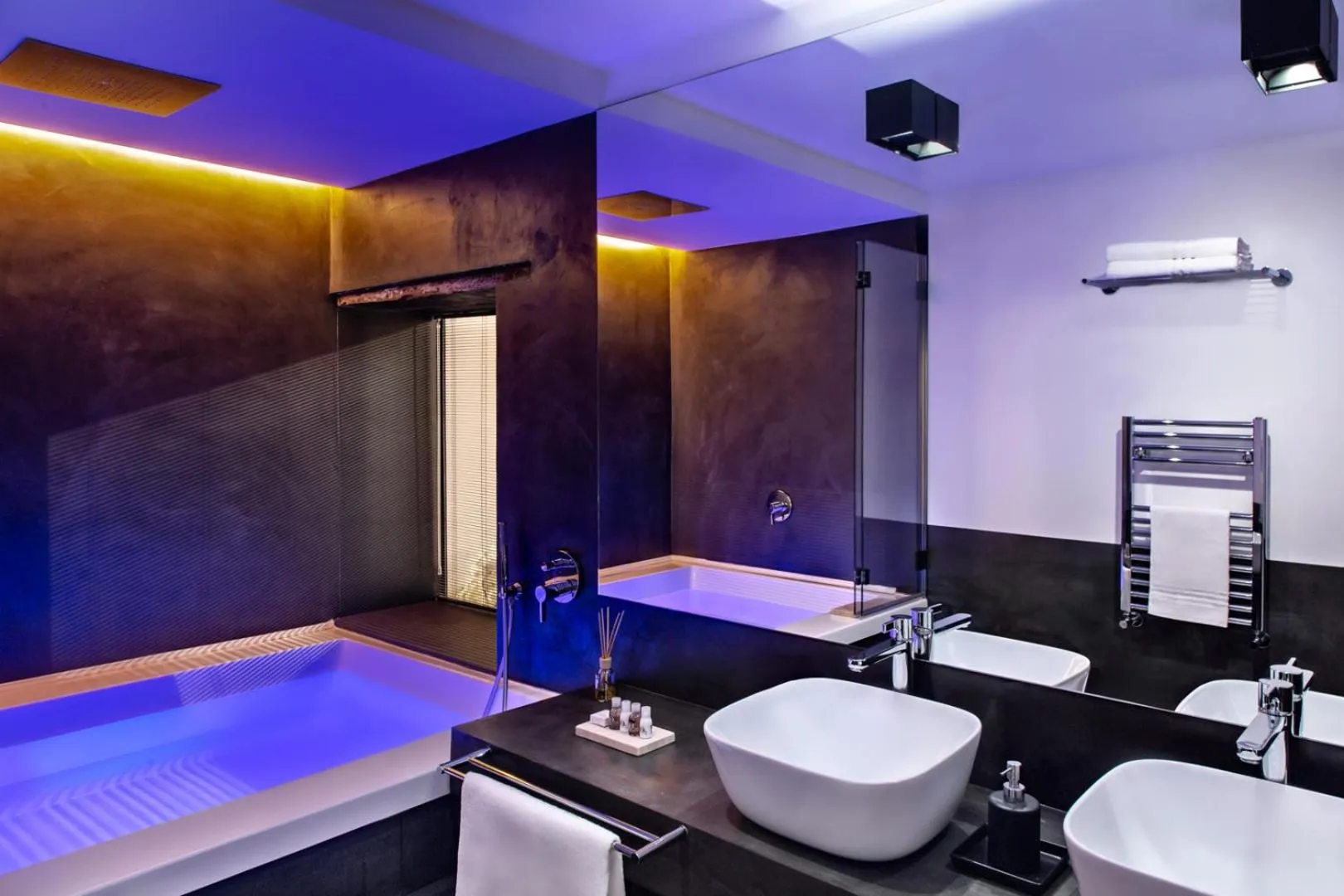 Shower in Artemisia Domus - Centro Storico