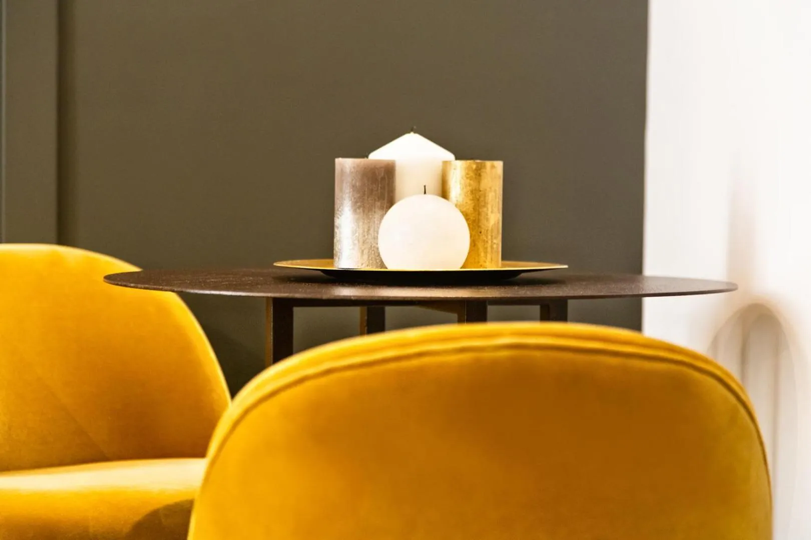 Decorative detail in Artemisia Domus - Centro Storico