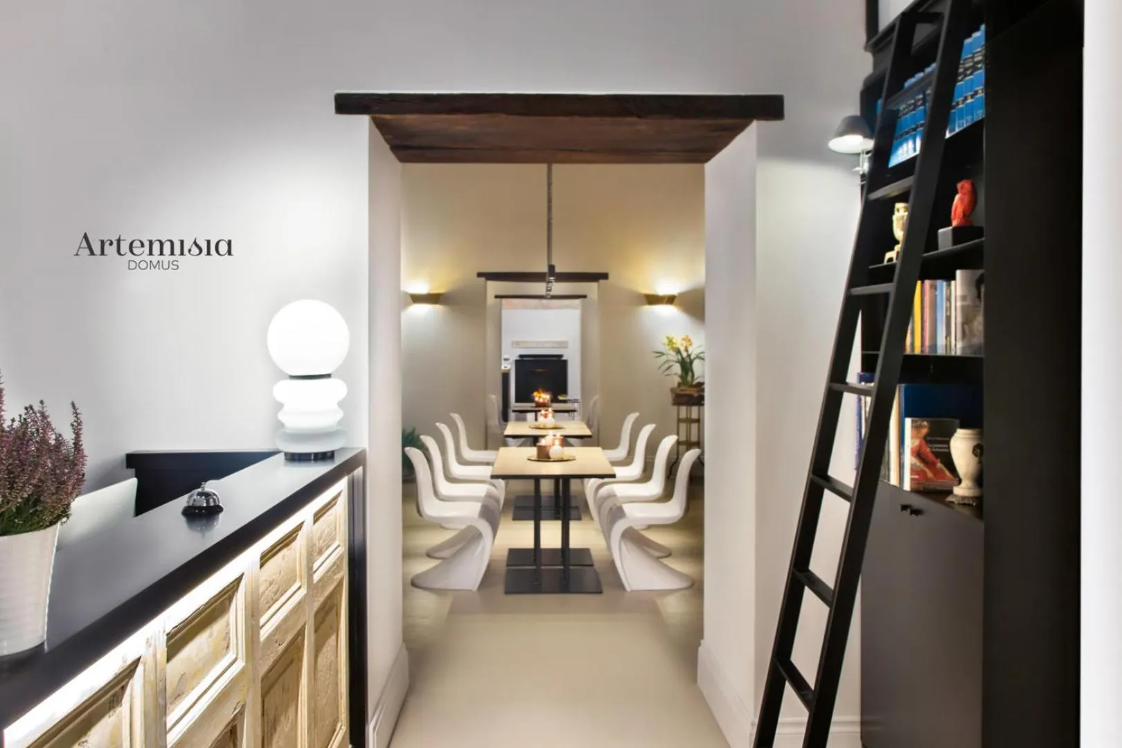 Property logo or sign in Artemisia Domus - Centro Storico