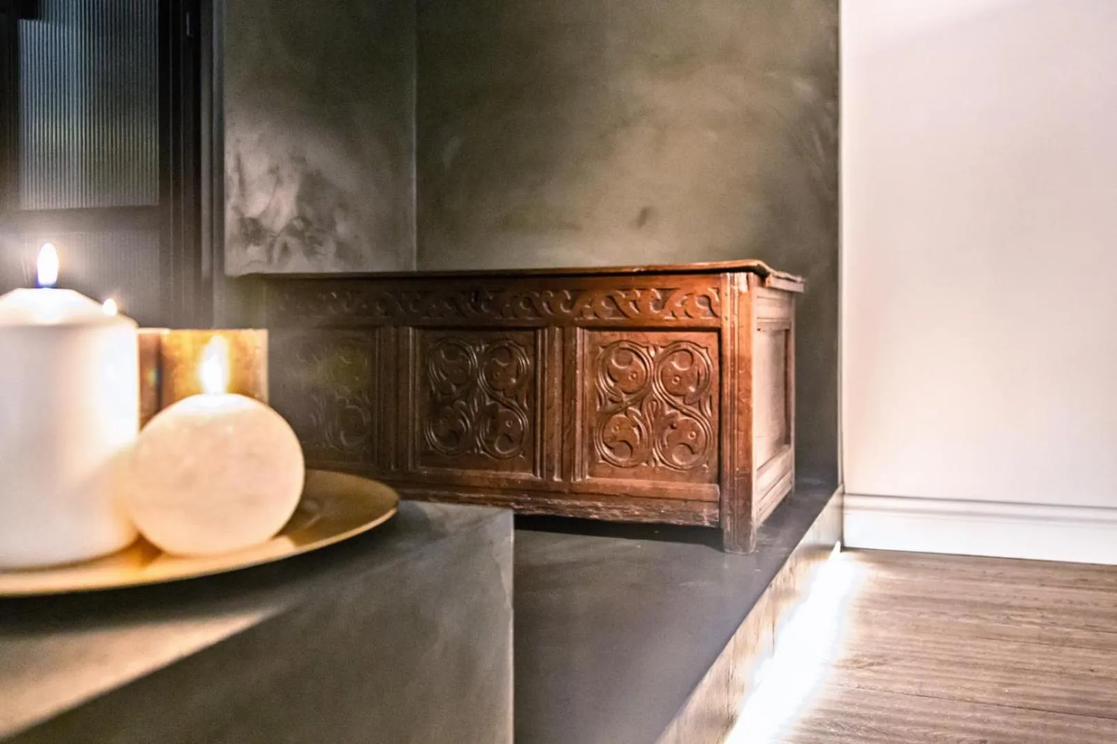 Decorative detail in Artemisia Domus - Centro Storico