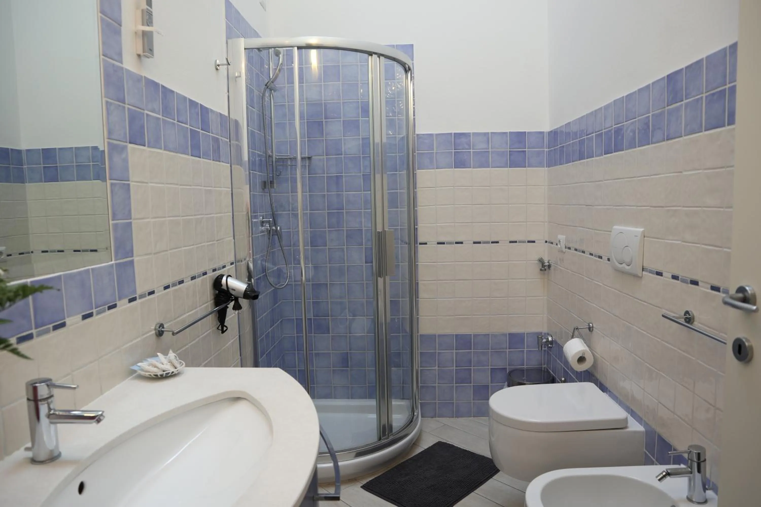 Camera & Caffè Cenni