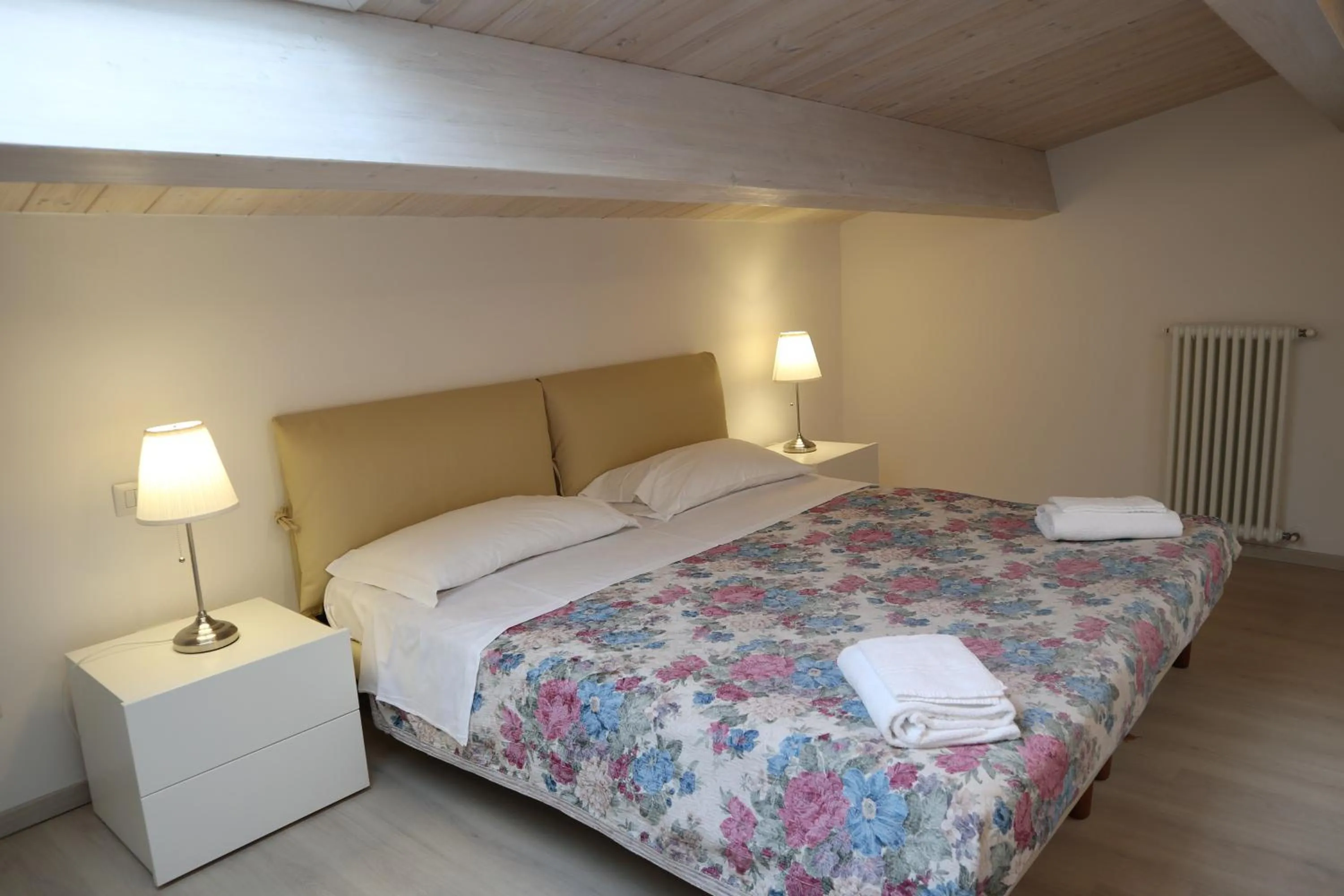 Bed in Camera & Caffè Cenni