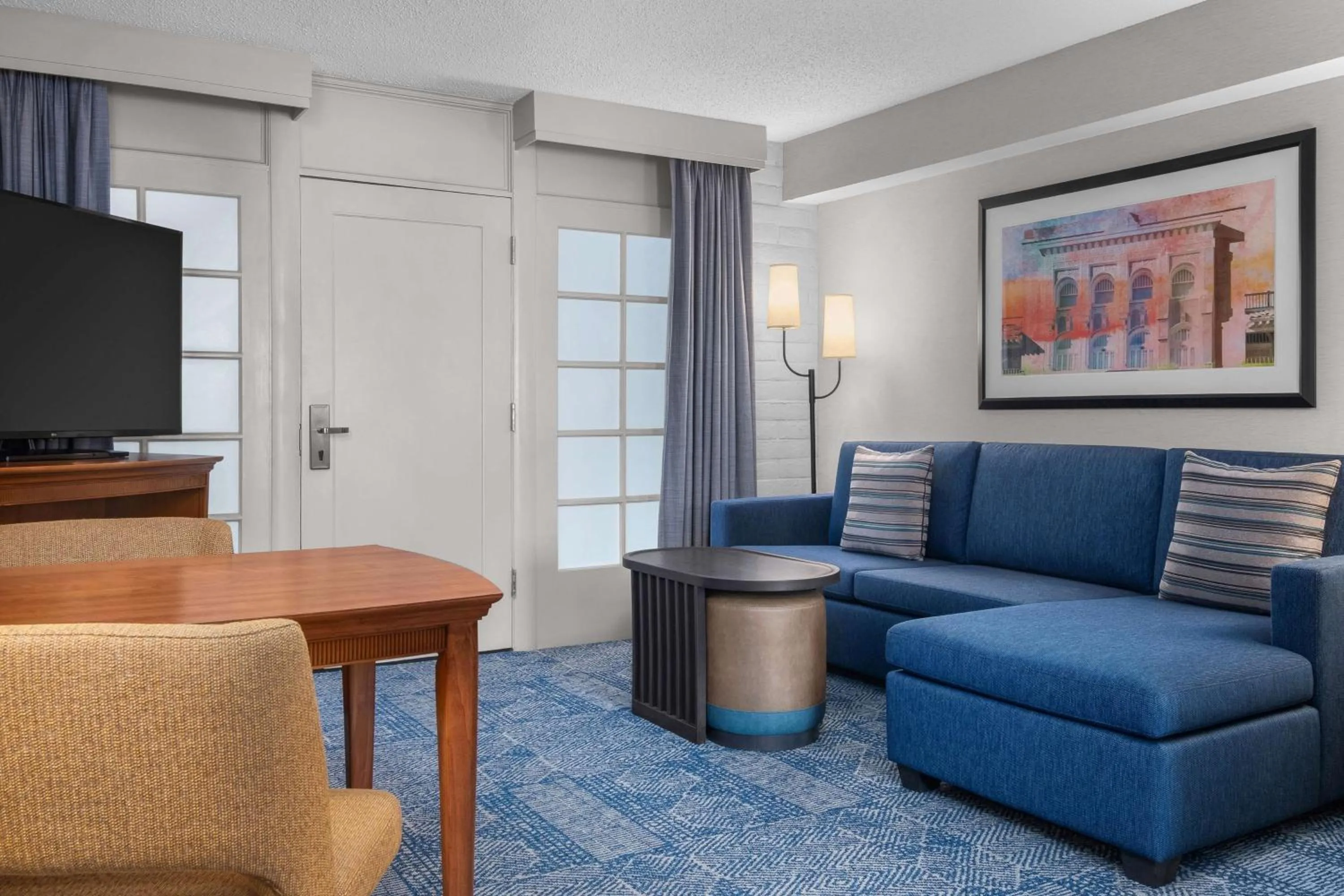 Living room in Embassy Suites by Hilton El Paso