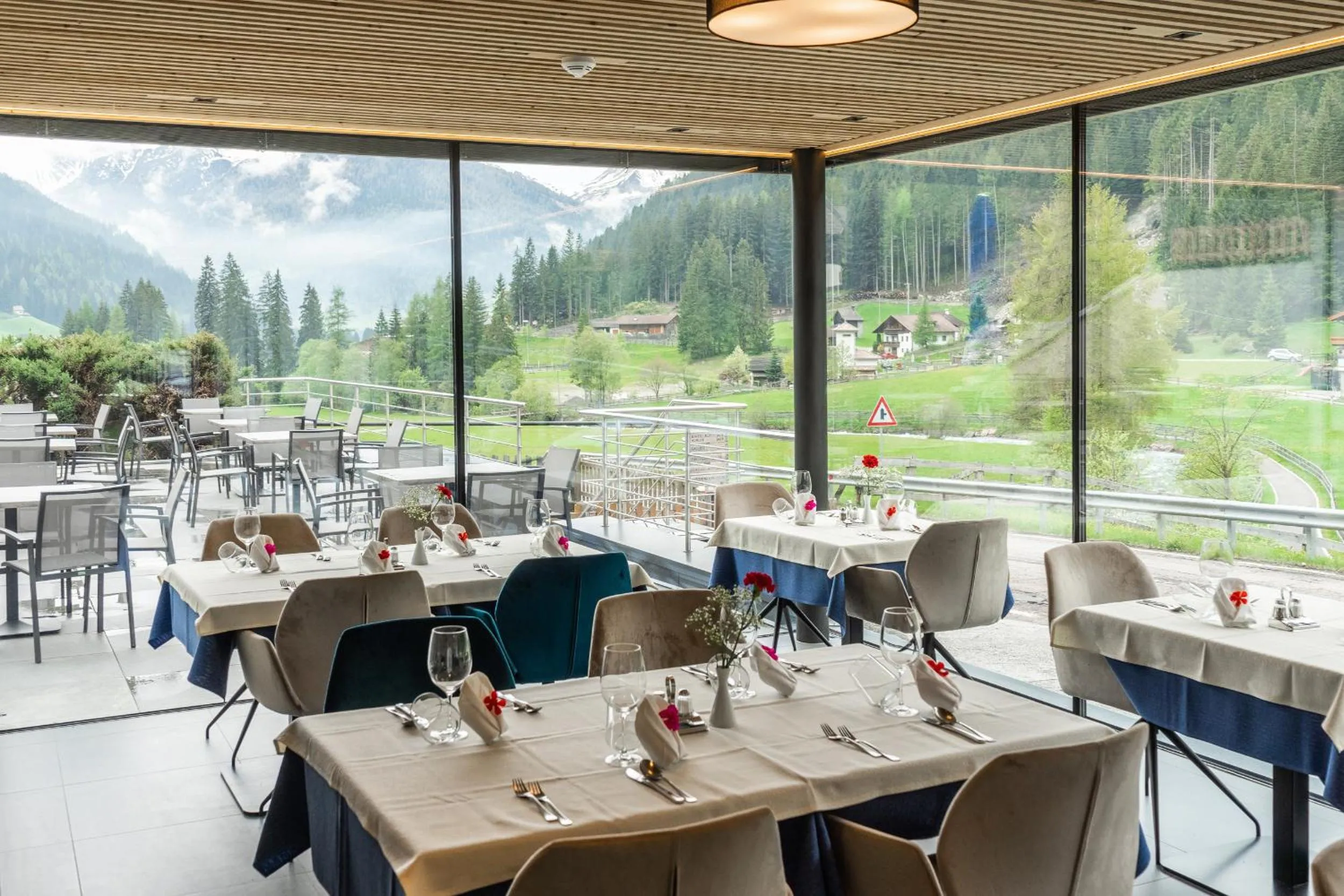 Breakfast in Hotel Feldrand