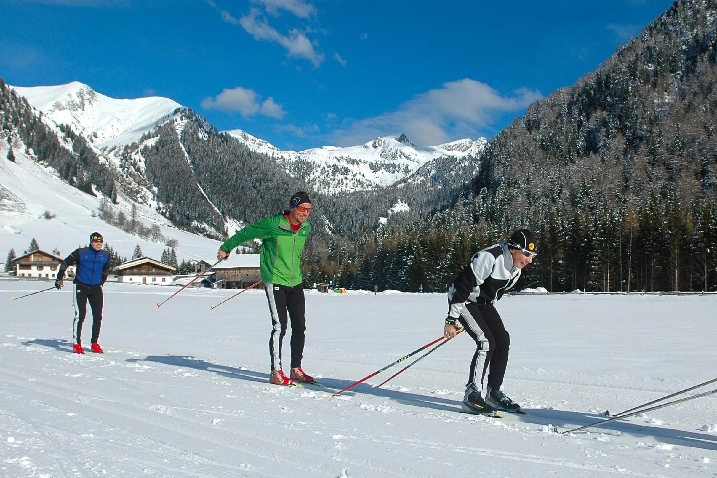 Skiing in Hotel Feldrand