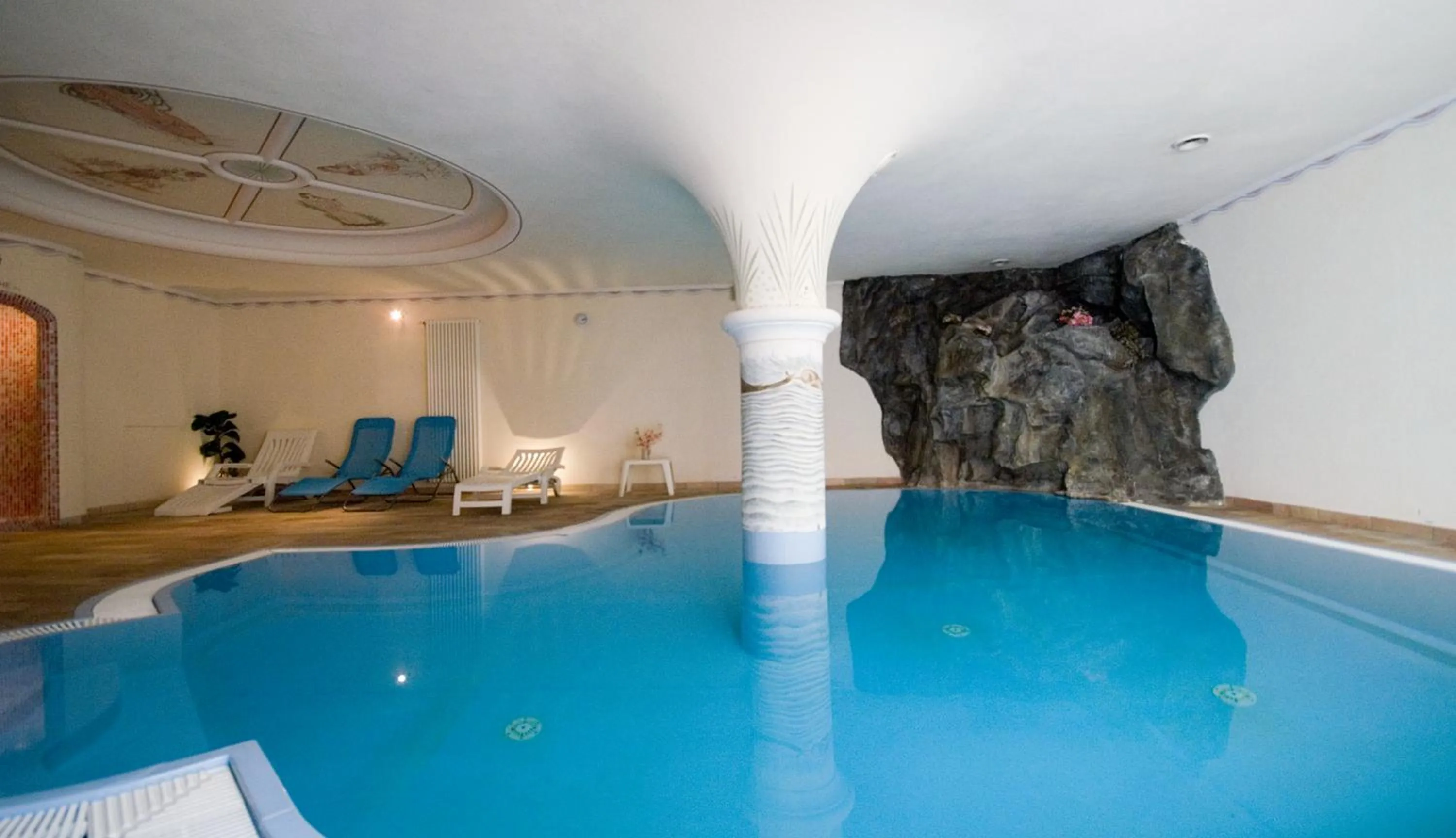 Swimming pool in Hotel Feldrand
