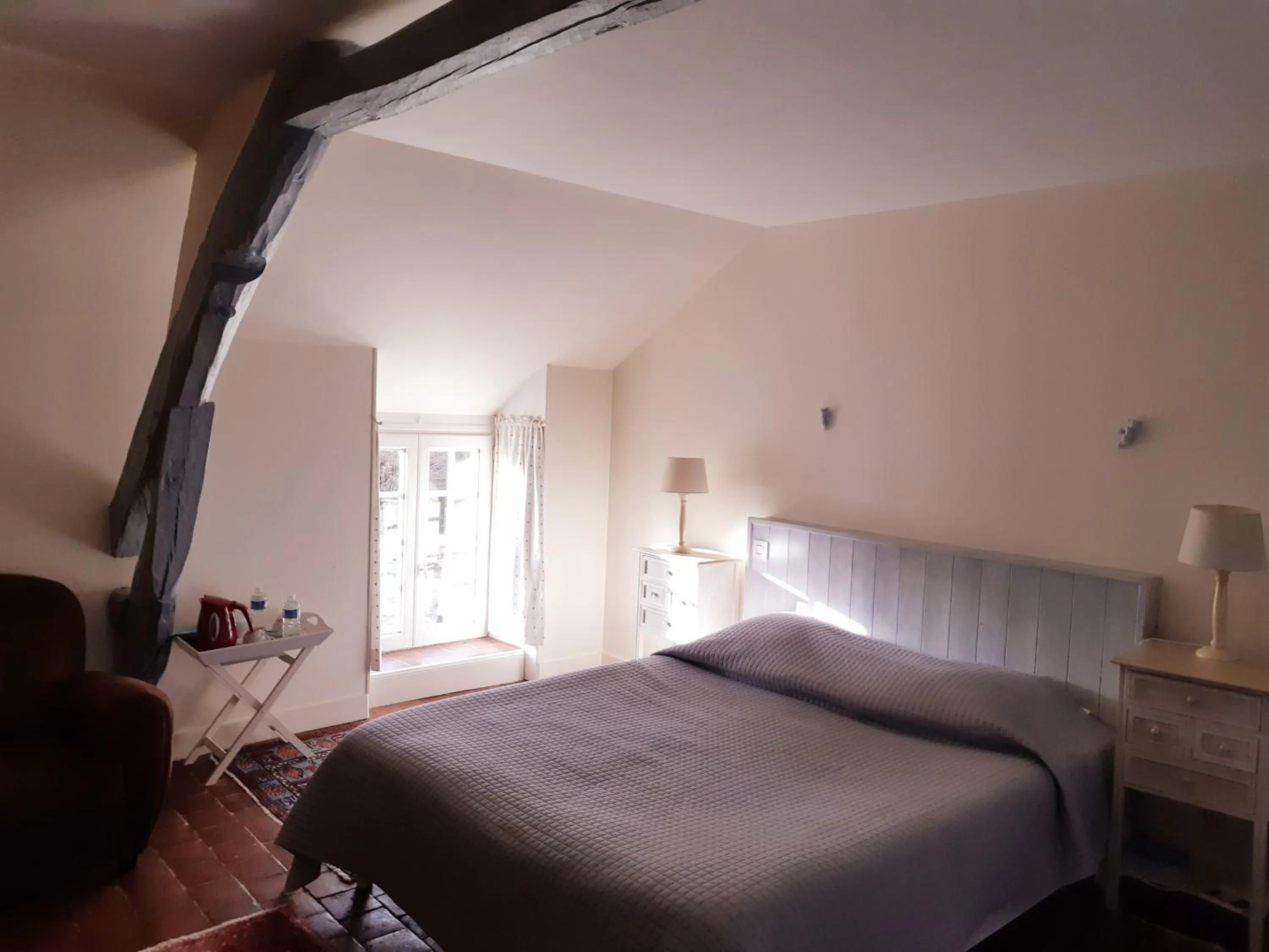 Photo of the whole room, Bed in Le Béguinage