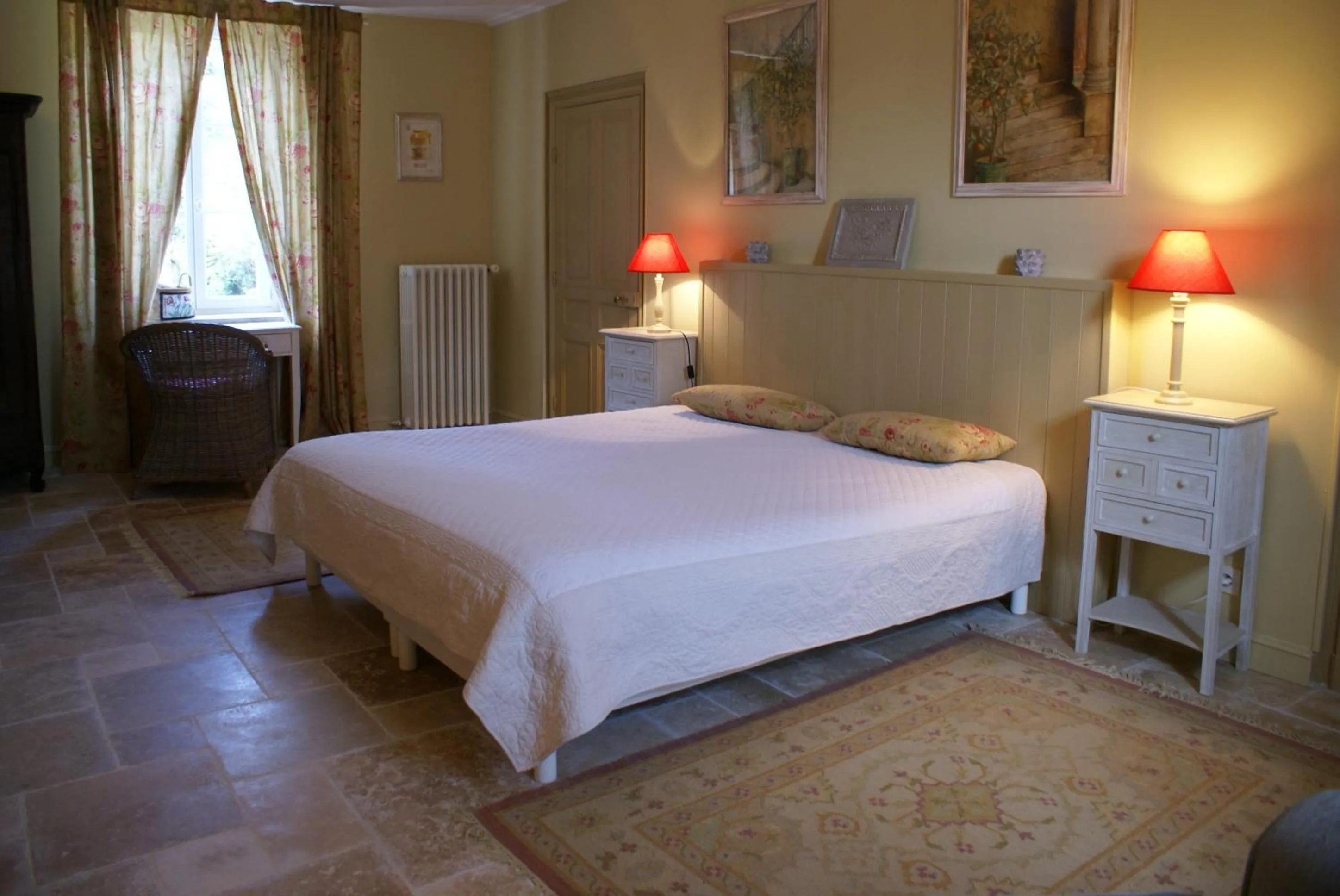 Photo of the whole room, Bed in Le Béguinage