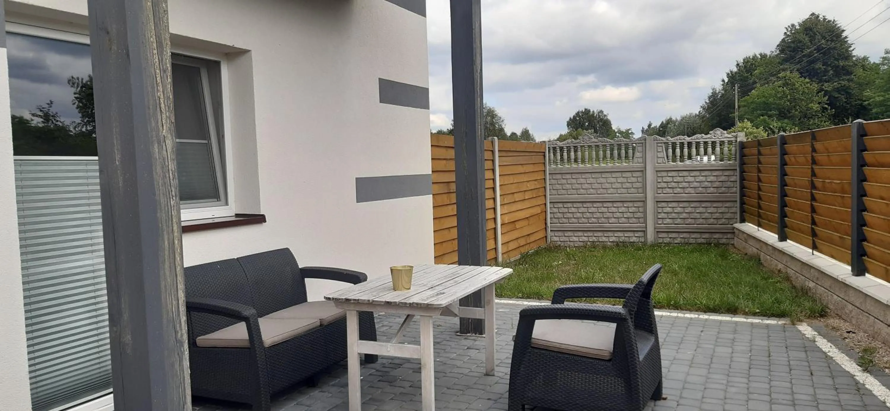 Property building in Pokoje blisko SUNTAGO