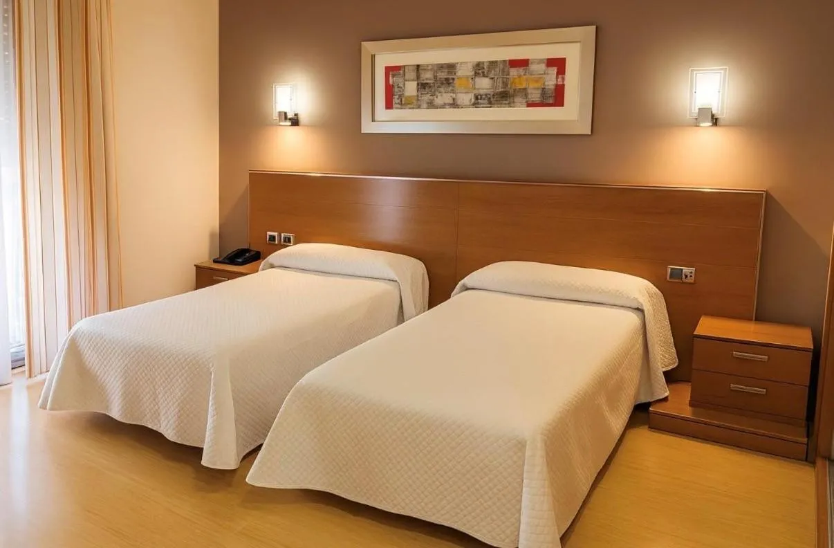 Twin Room in Hotel Villa de Cacabelos