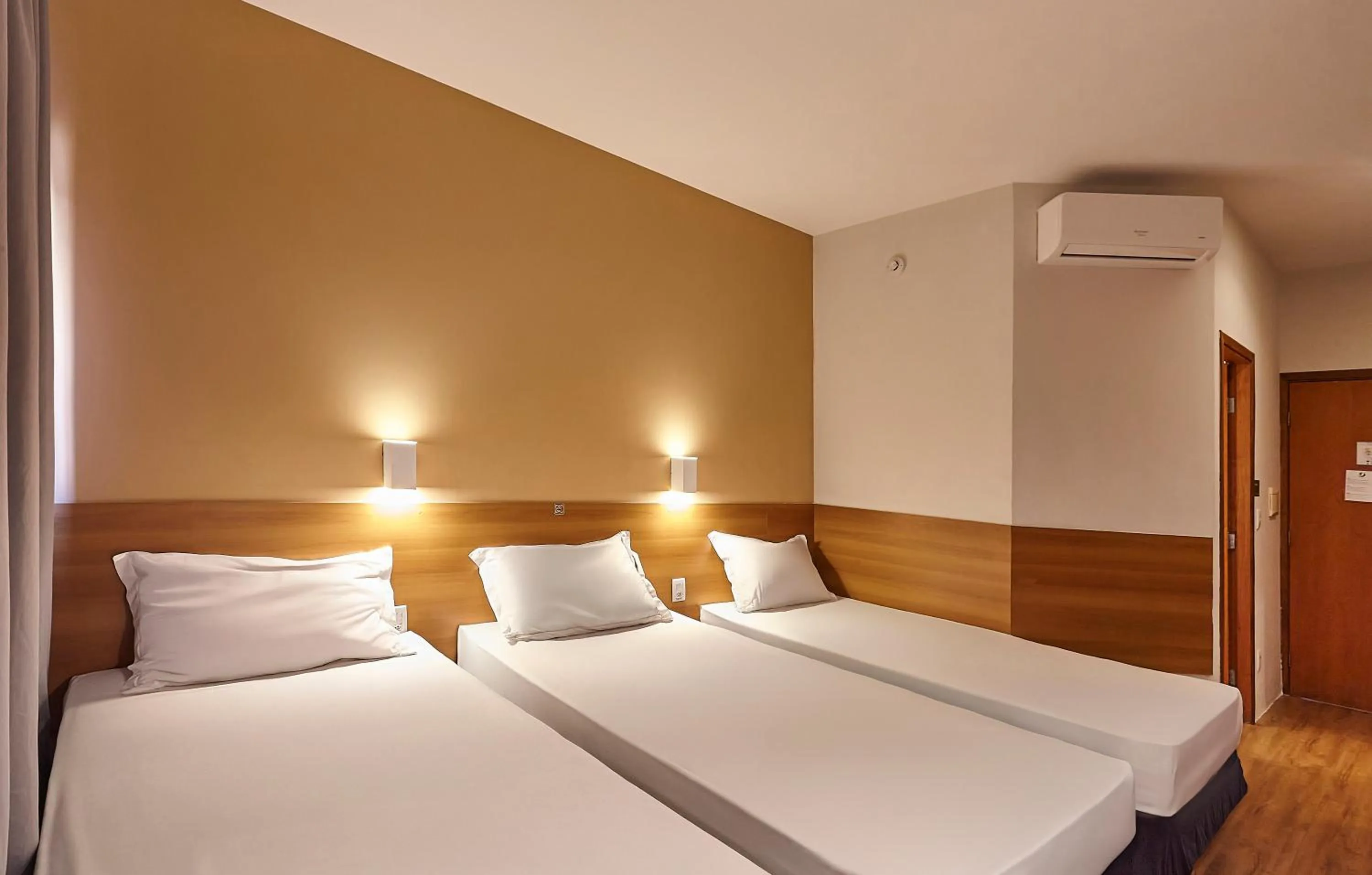 Bedroom, Bed in Hotel Nacional Inn Bauru