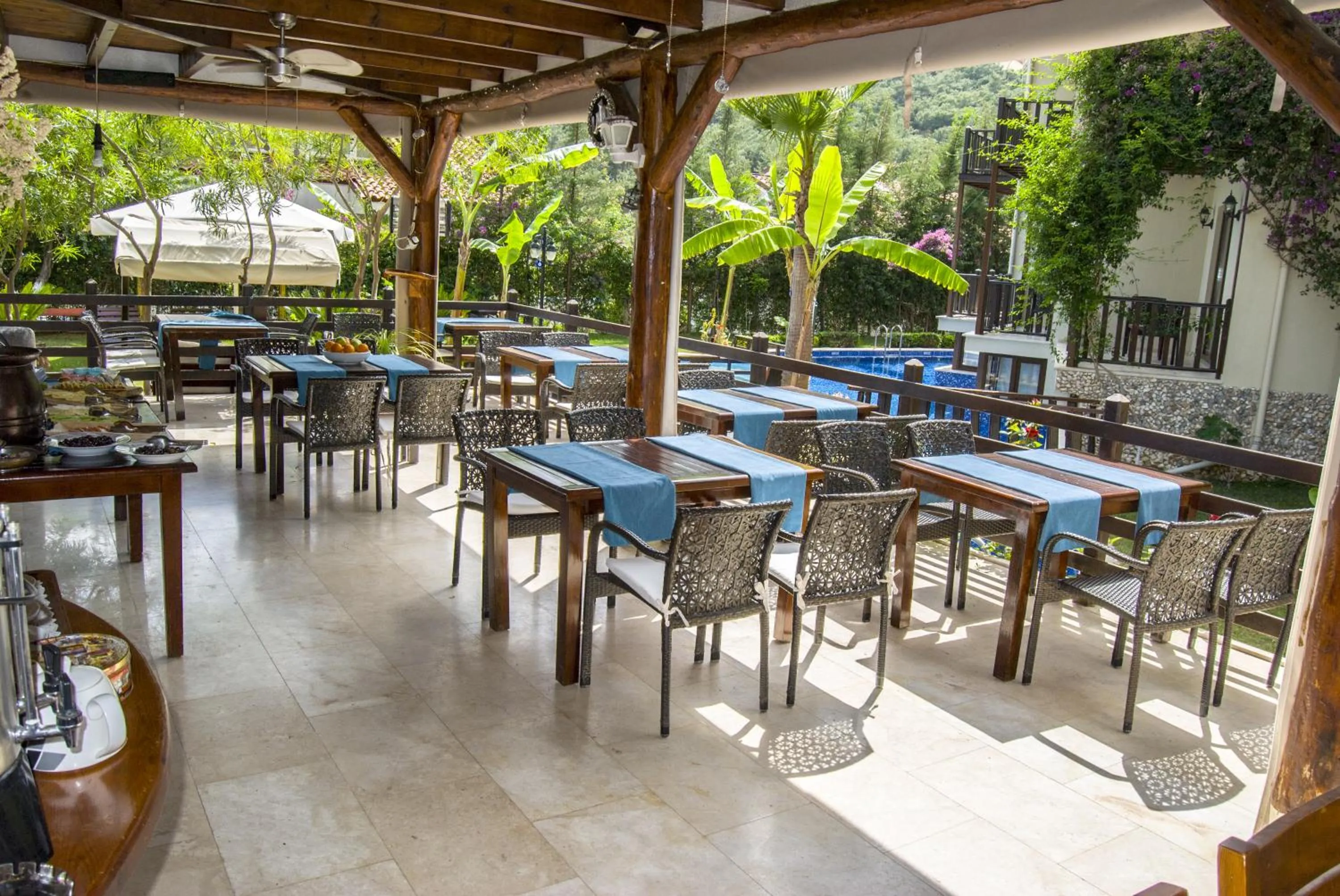 Restaurant/places to eat in Alya Hotel Göcek