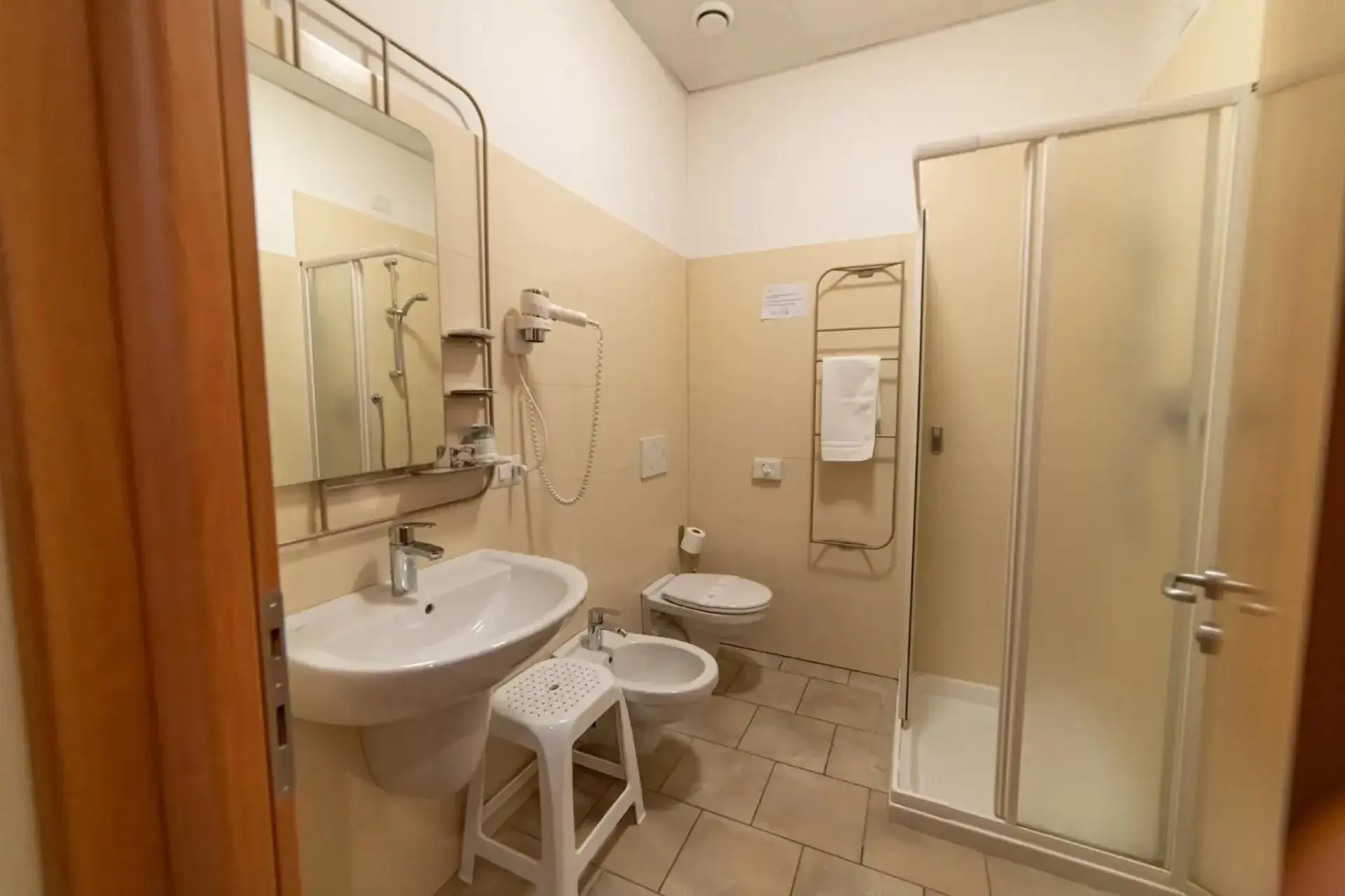 Double or Twin Room in Santa Teresa House Double or Twin Room in Santa Teresa House