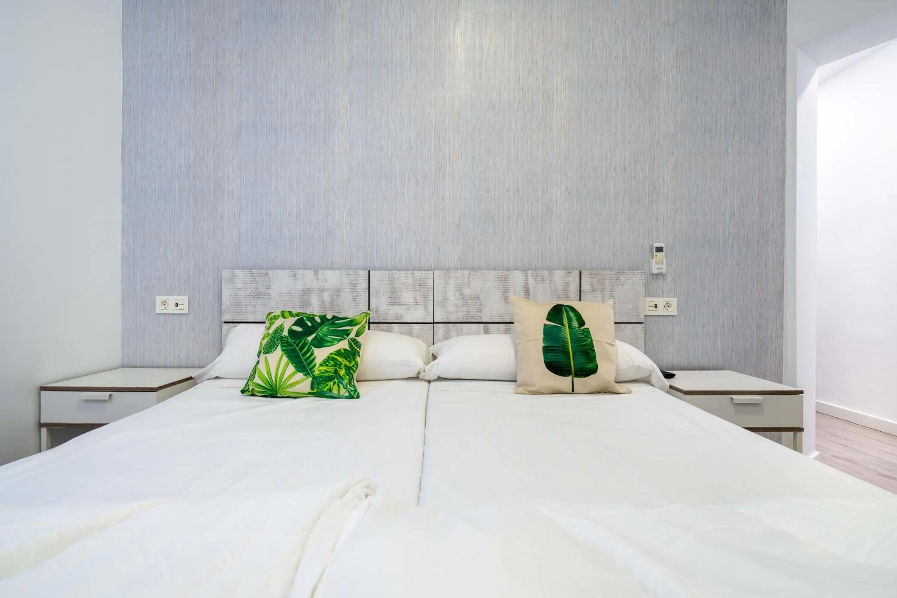 Bed in BF Rooms Almeria Centro