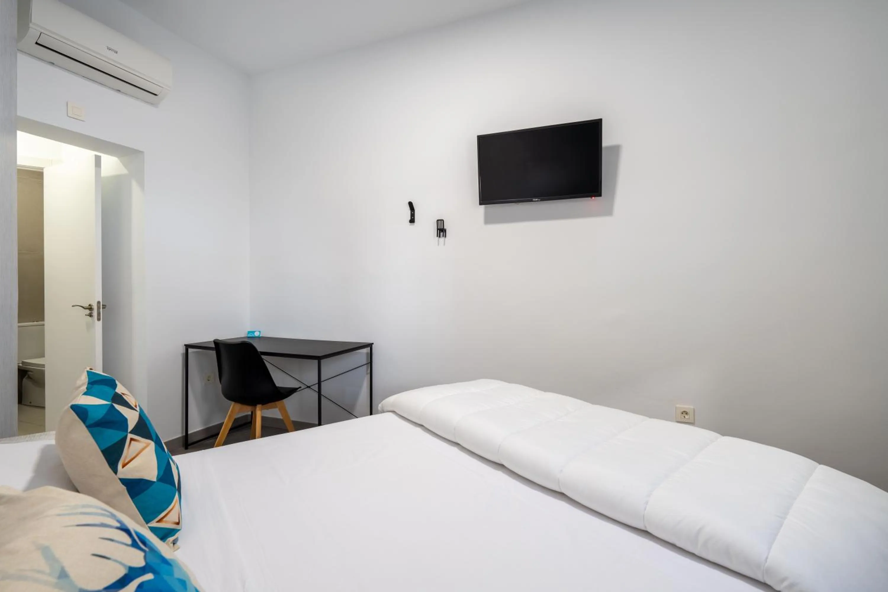 Bed in BF Rooms Almeria Centro