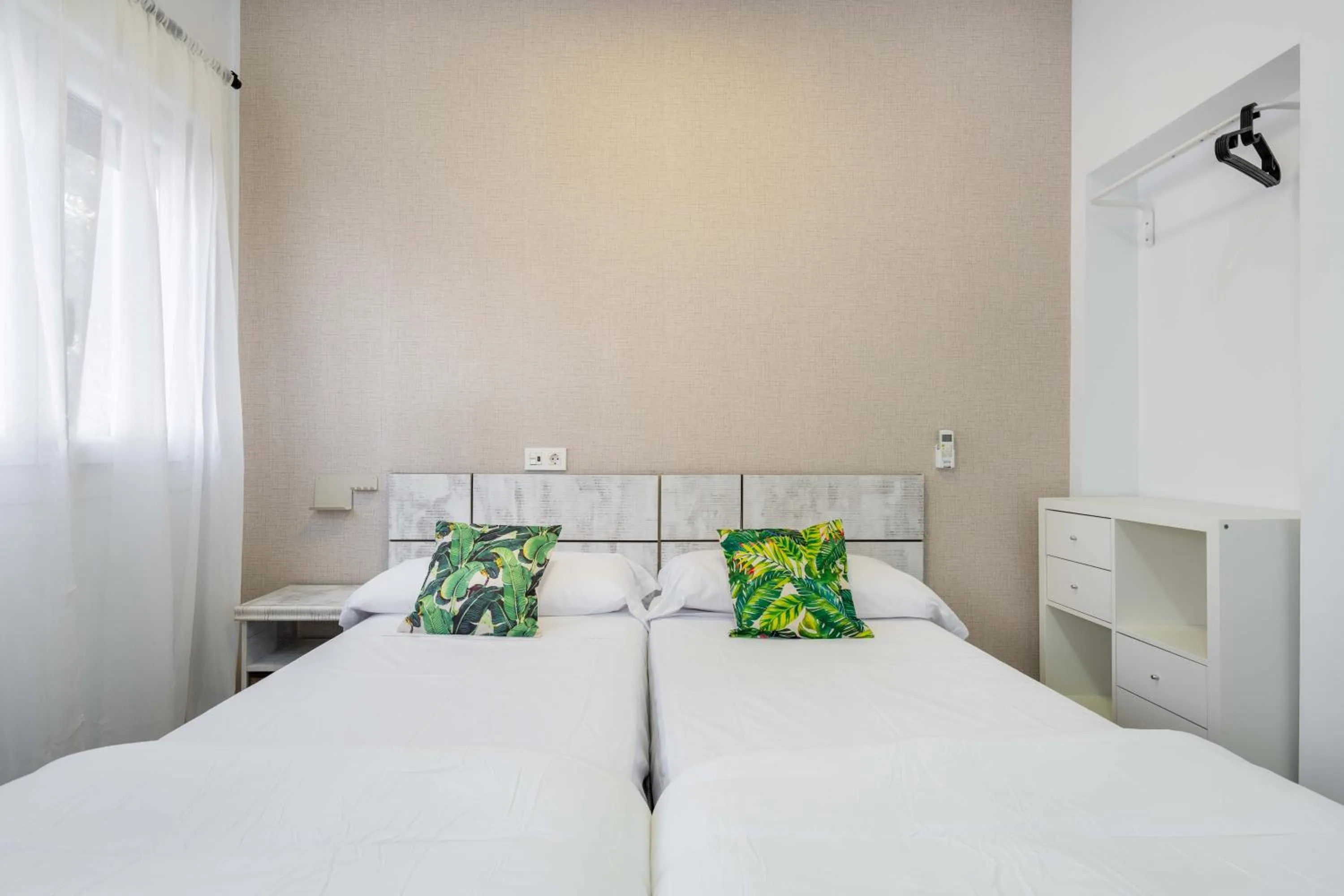 Bed in BF Rooms Almeria Centro