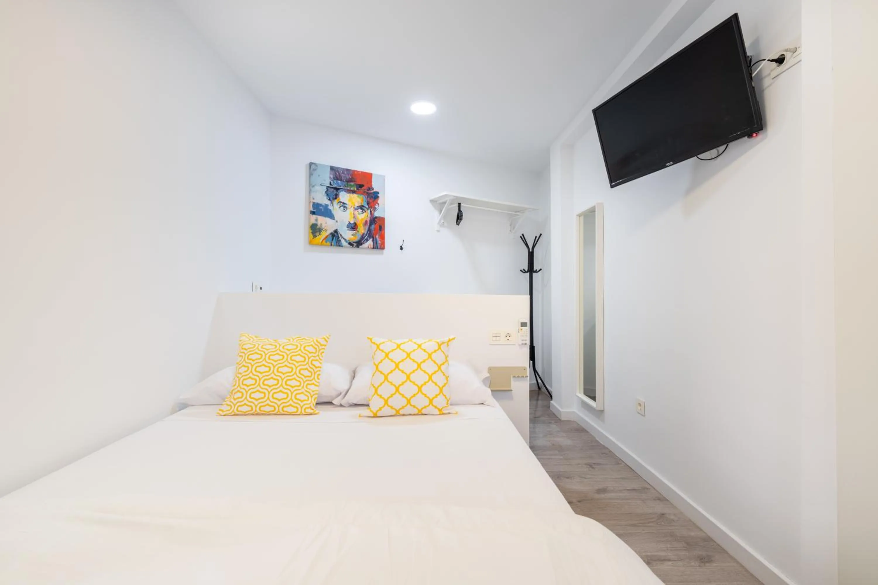 Bed in BF Rooms Almeria Centro