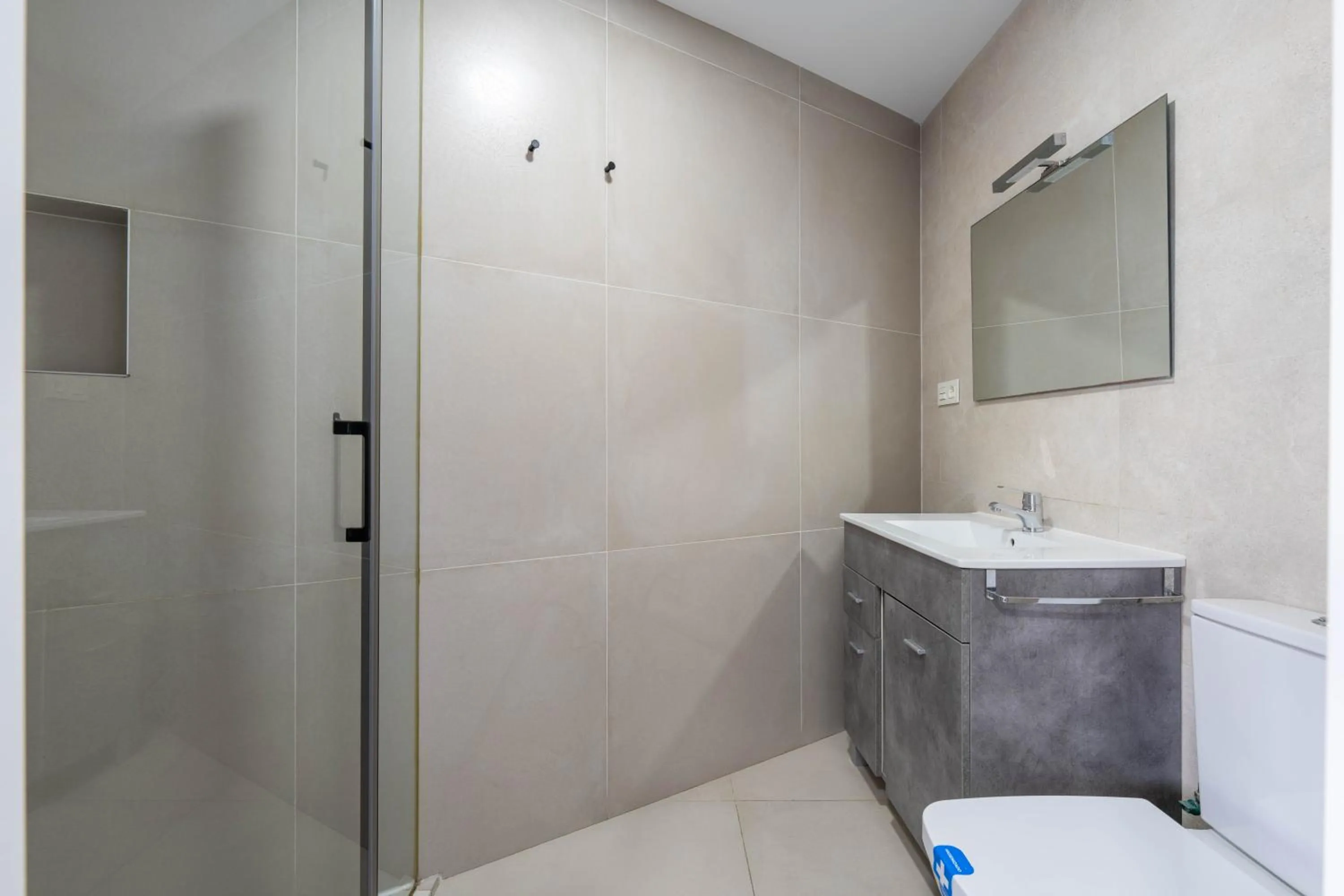 Toilet in BF Rooms Almeria Centro