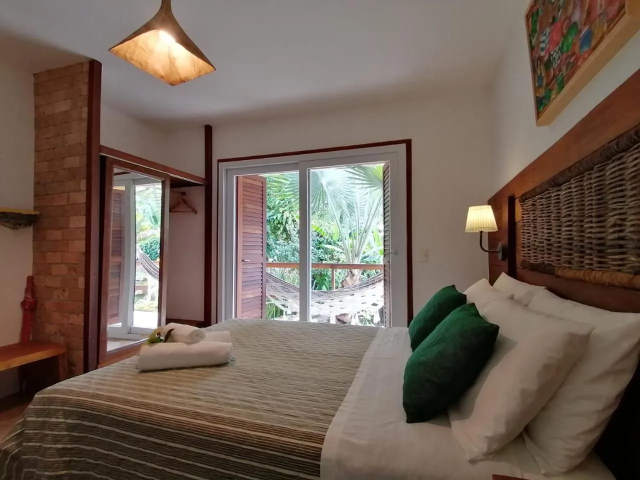 Photo of the whole room, Bed in Pousada Bahia Bella
