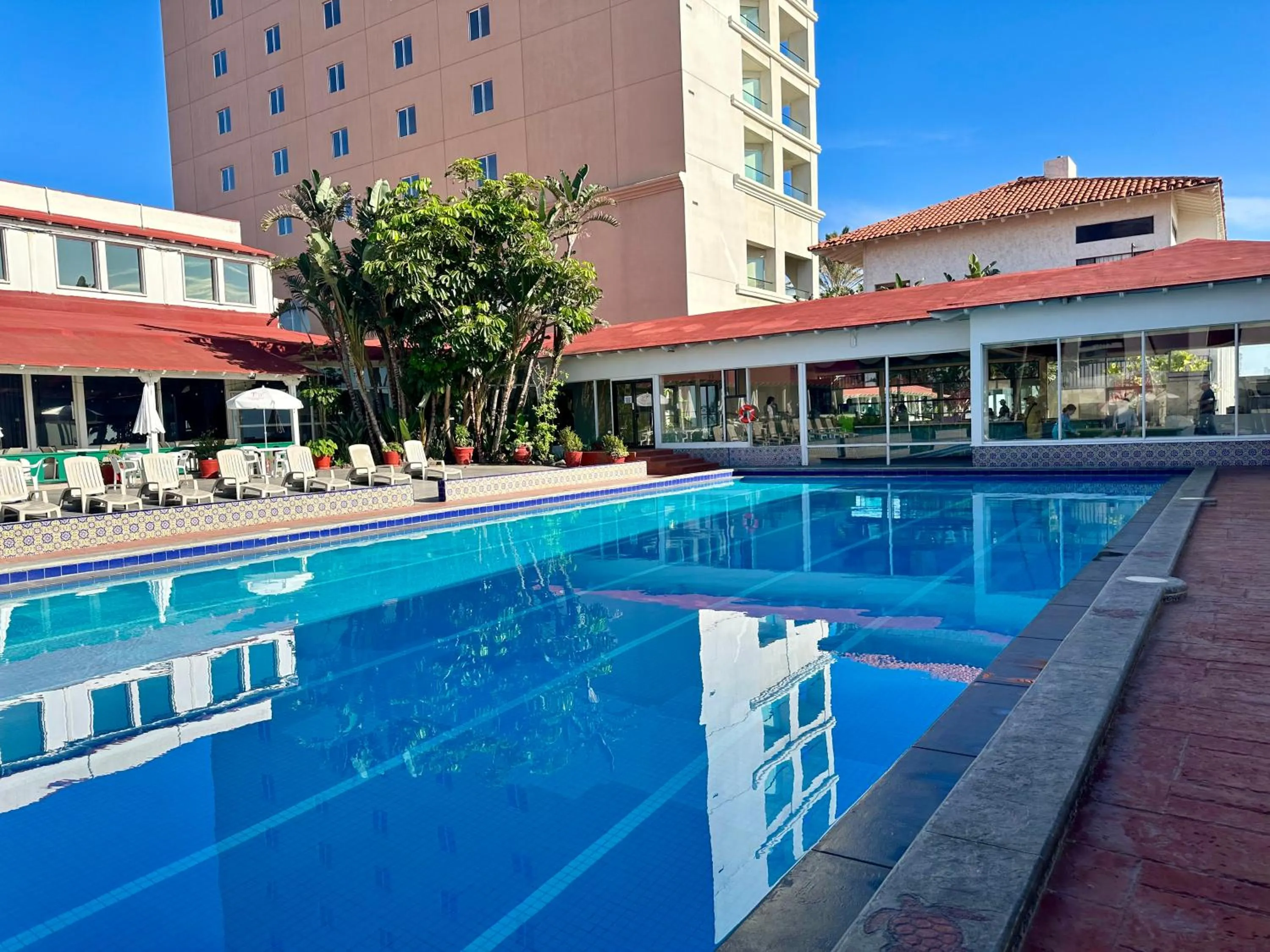 Swimming pool in Rosarito Beach Hotel