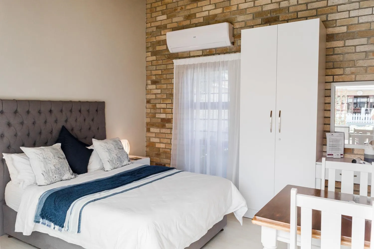 Photo of the whole room, Bed in Wagtails Guest House