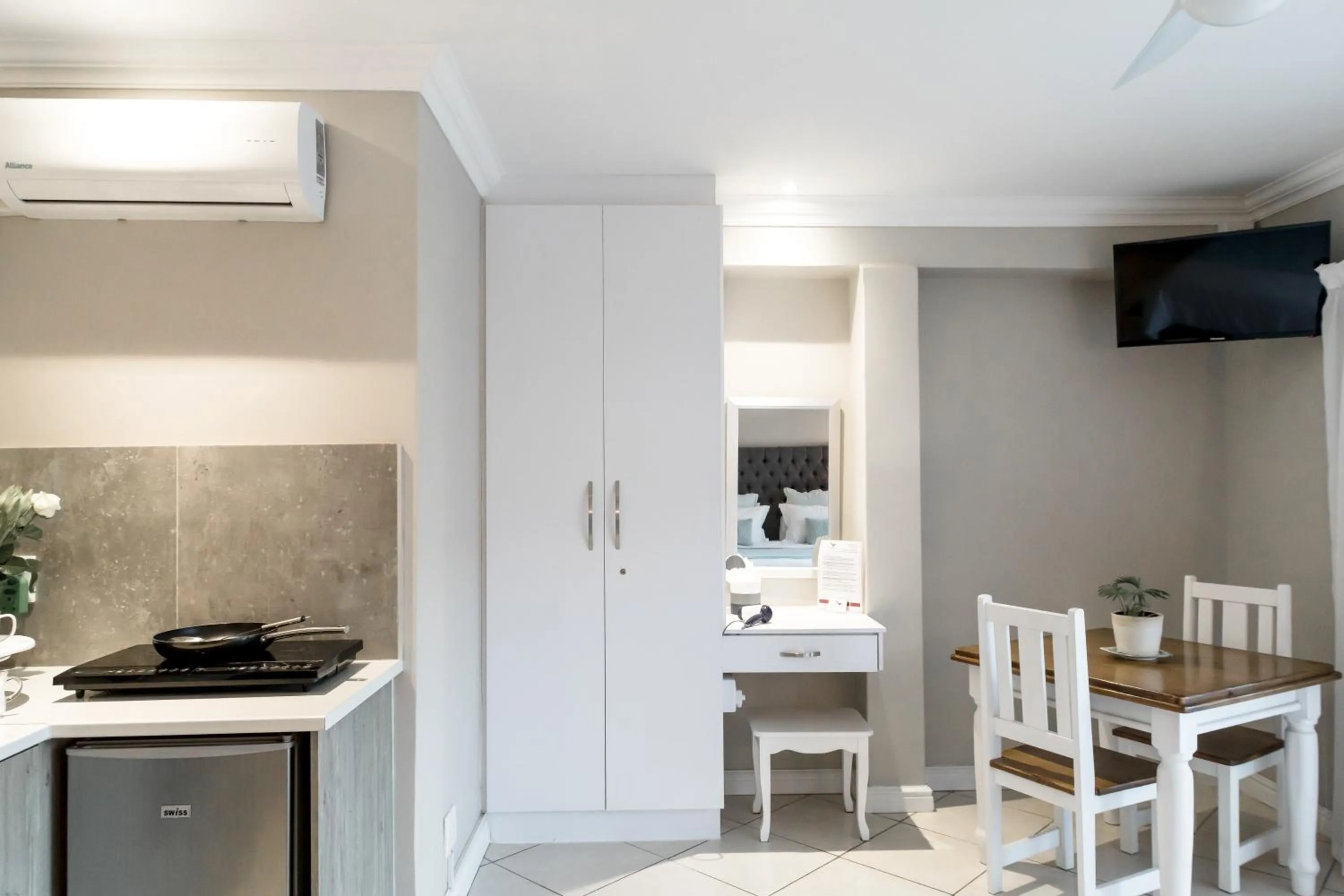 Photo of the whole room in Wagtails Guest House