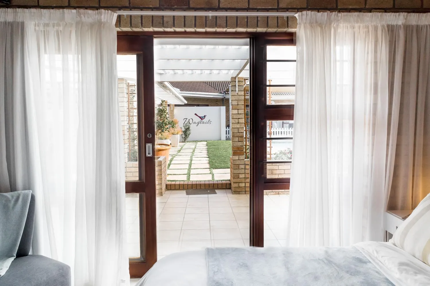 Garden view, Bed in Wagtails Guest House