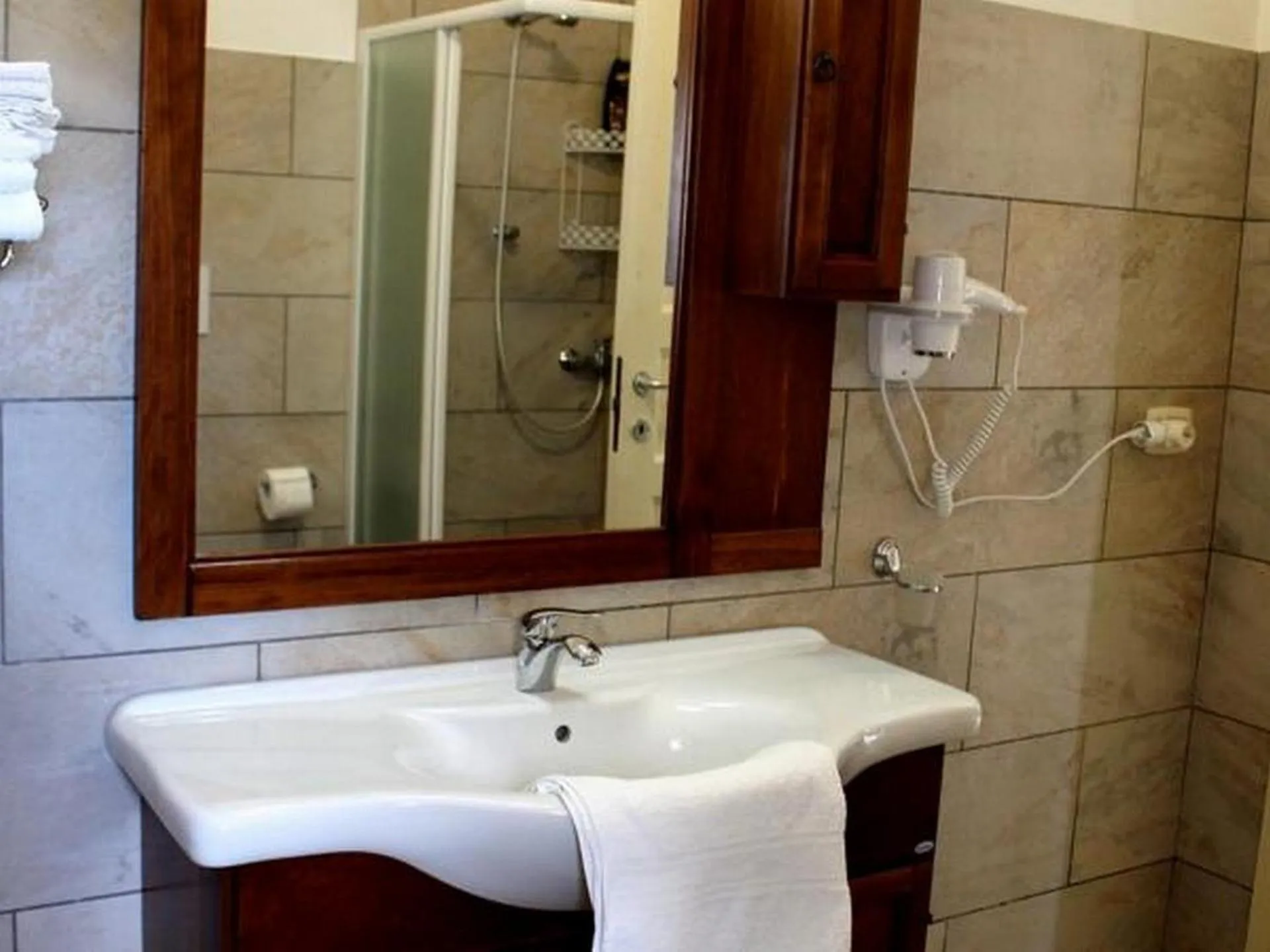 Bathroom in Masseria Lama D'impisa