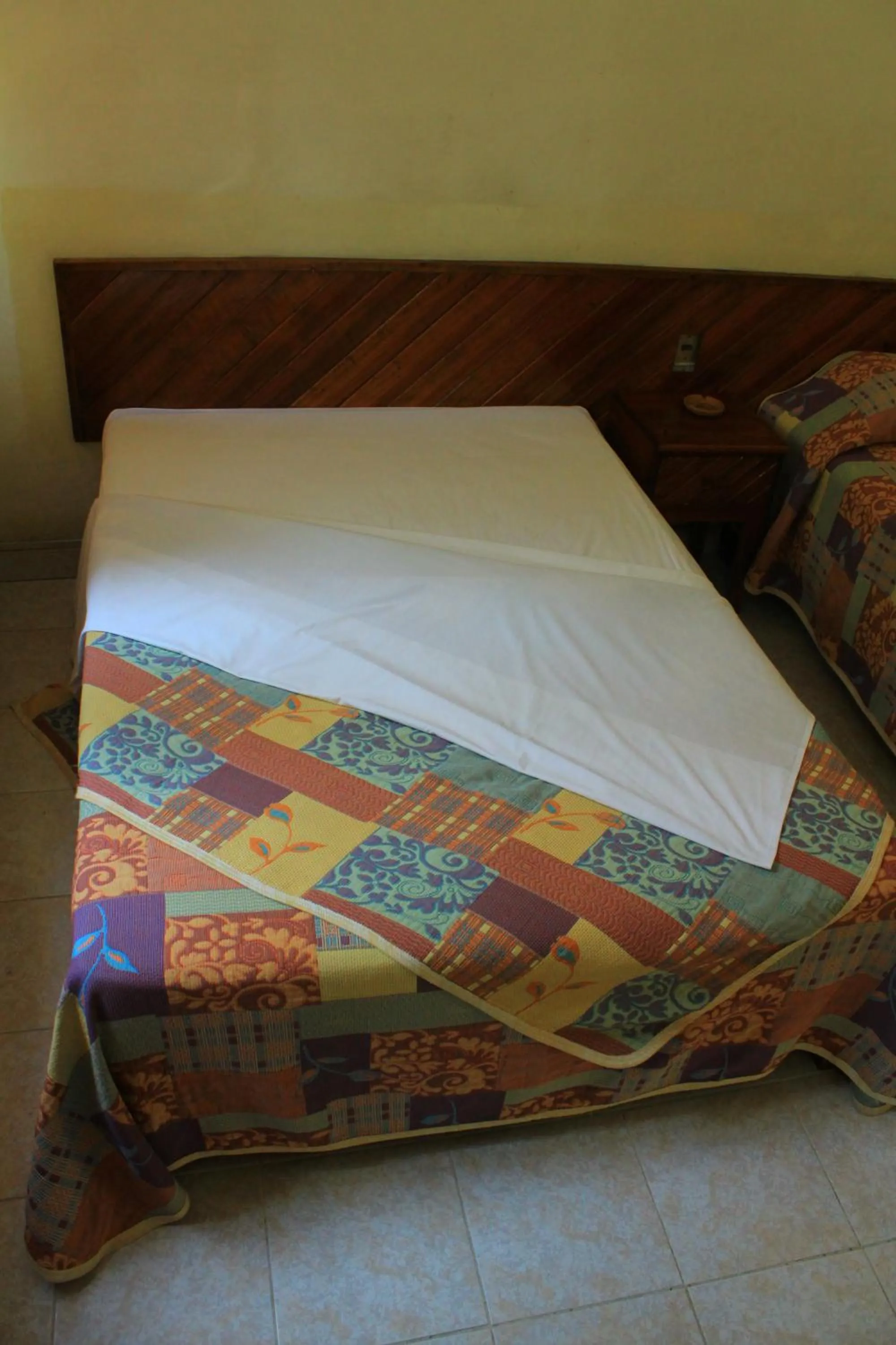 Bed in Hotel Avenida