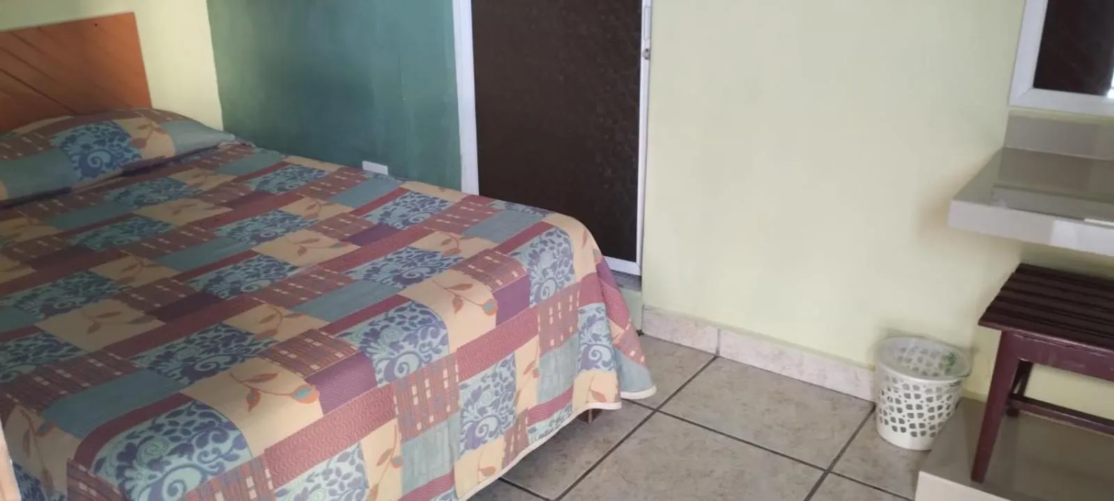 Bed in Hotel Avenida