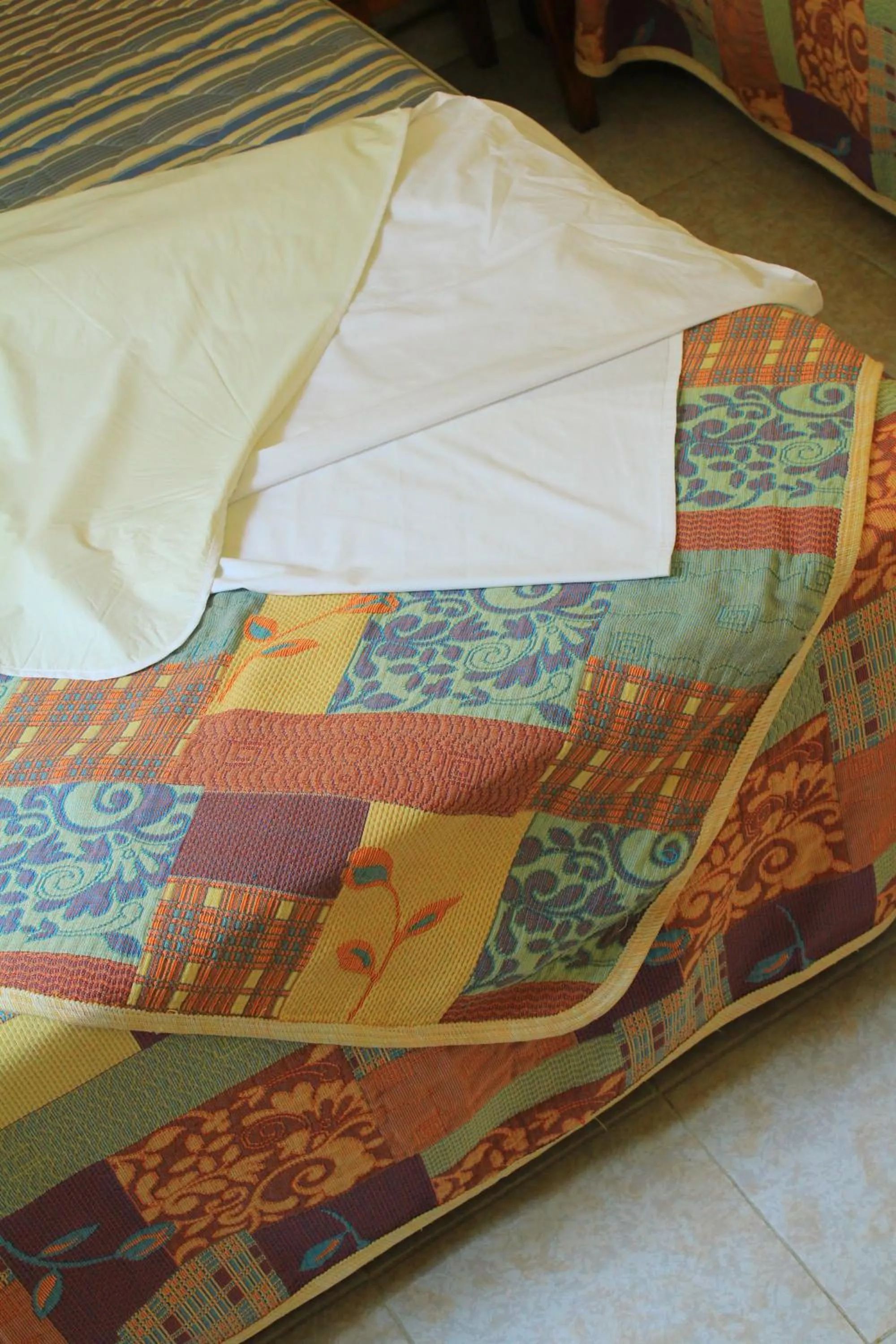 Bed in Hotel Avenida