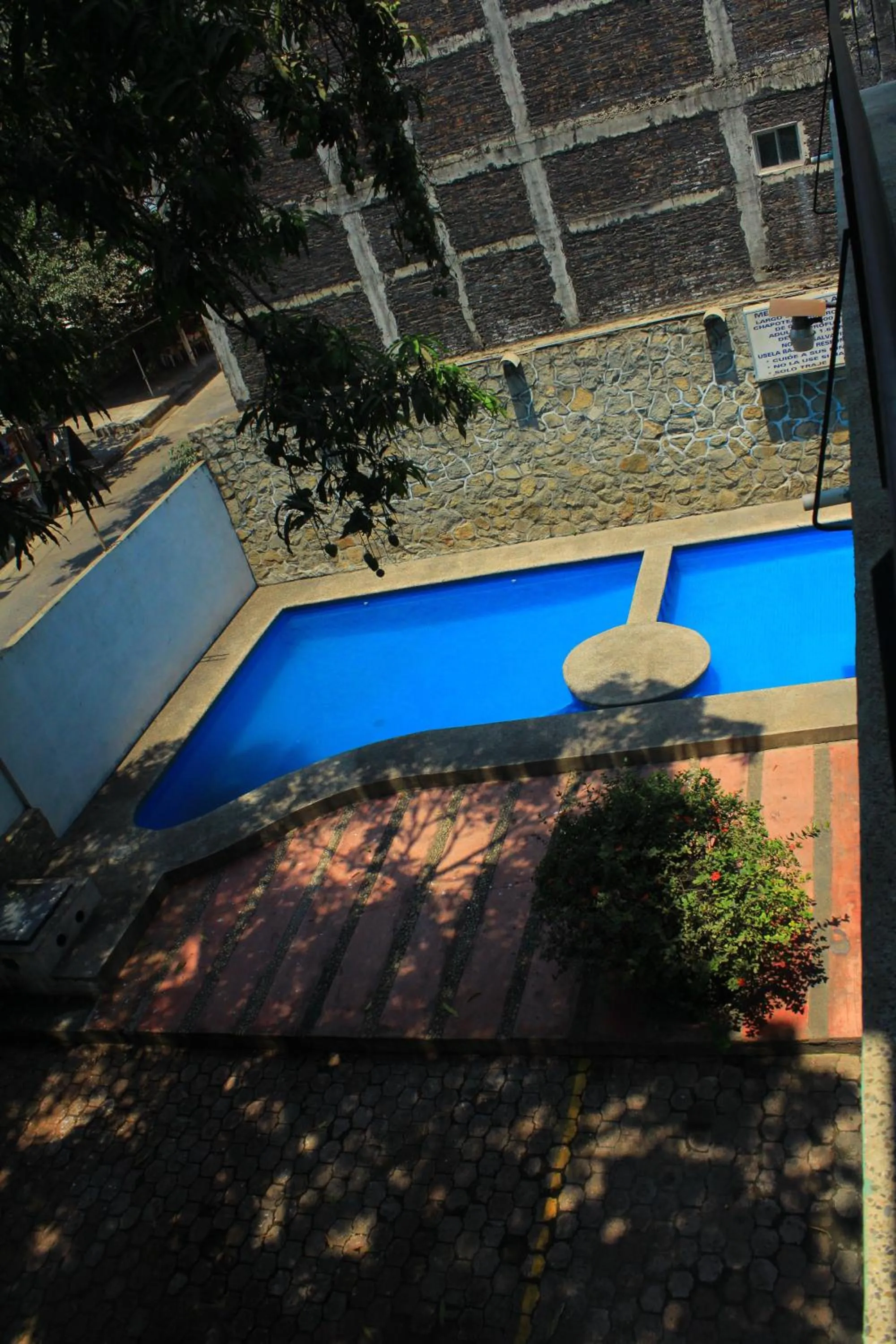 Pool view in Hotel Avenida